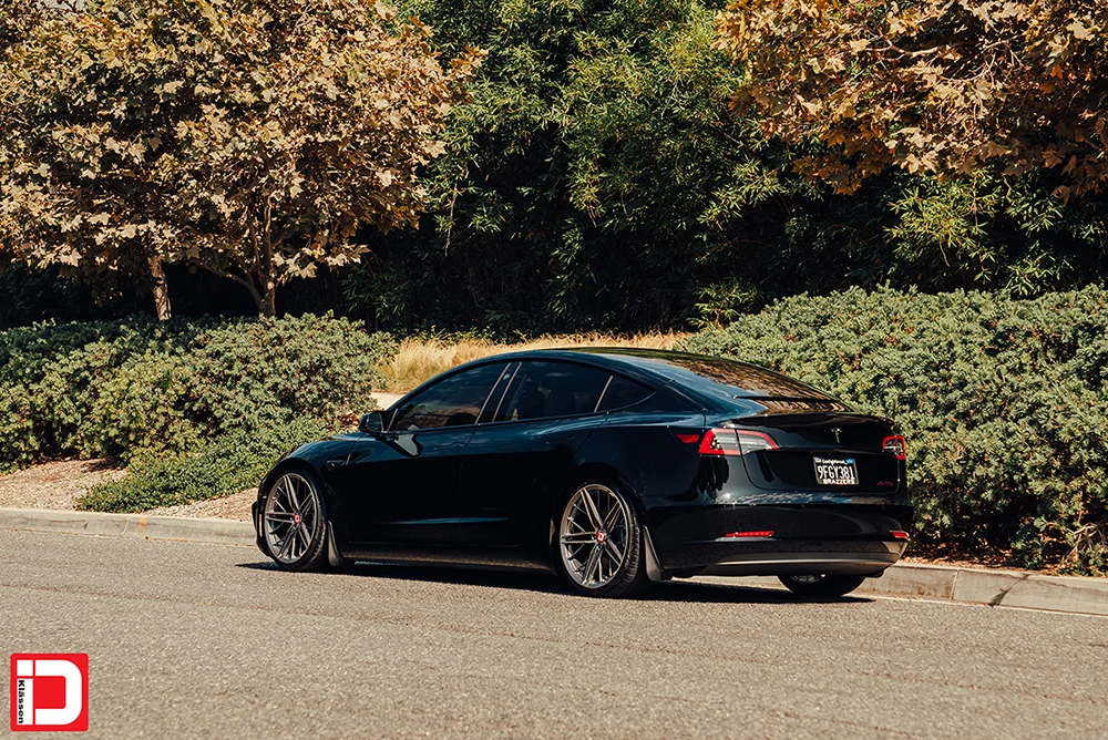 Klassen iD F53R on Tesla Model 3 Original (2017-2023), photo 8