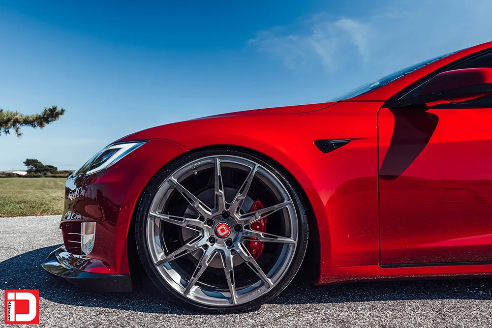 Klassen iD M07R on Tesla Model S Original (2012-2016), photo 2