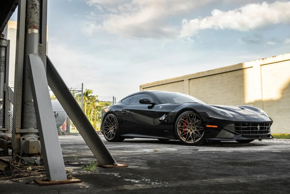 Klassen iD M54R on Ferrari F12 F152