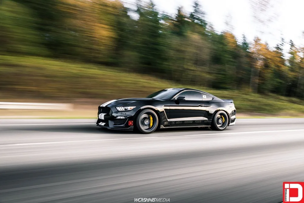Klassen iD MS03 on Ford Mustang S550.1, photo 3