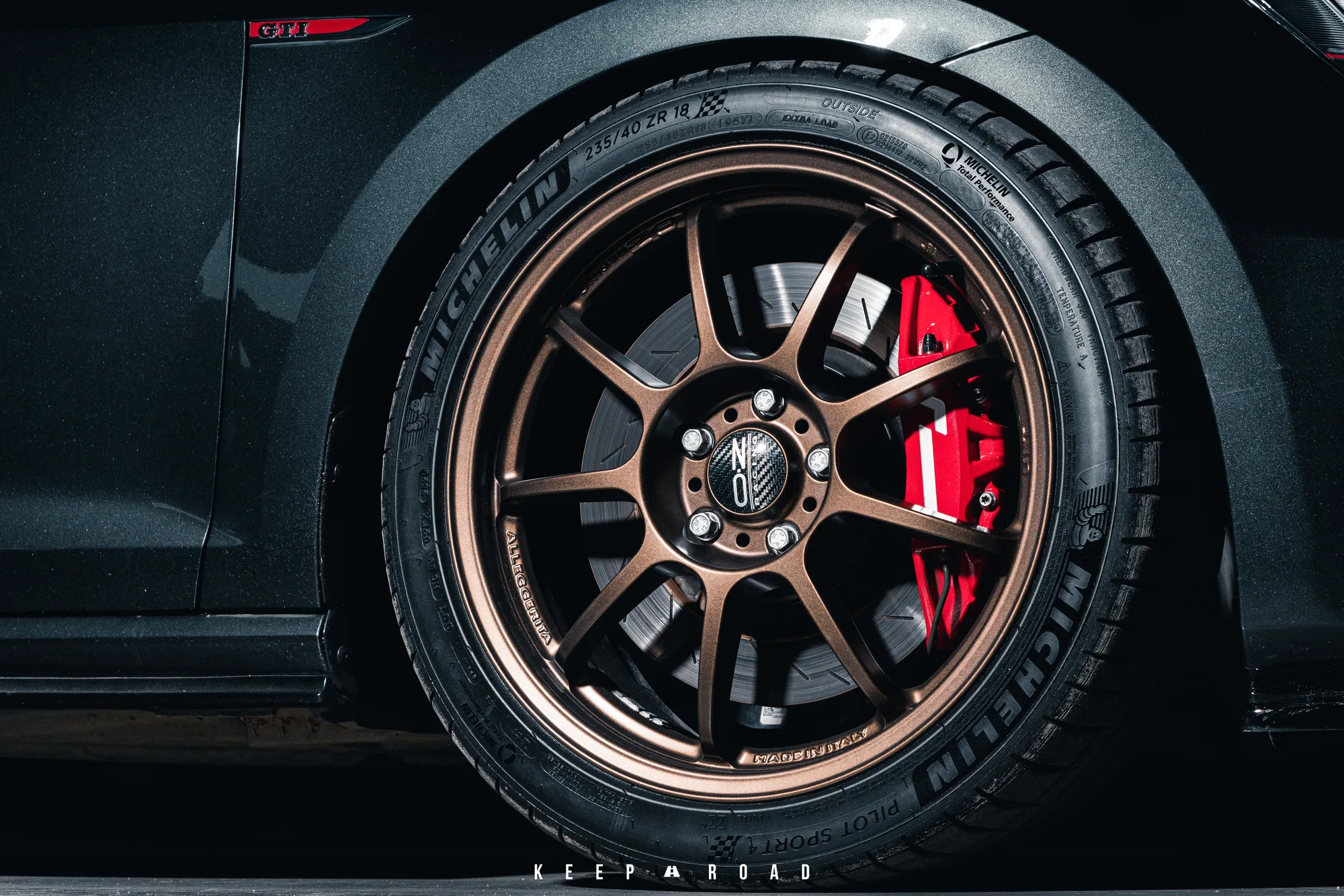 OZ Racing Alleggerita HLT on Volkswagen Golf Mk7 (Typ 5G).1