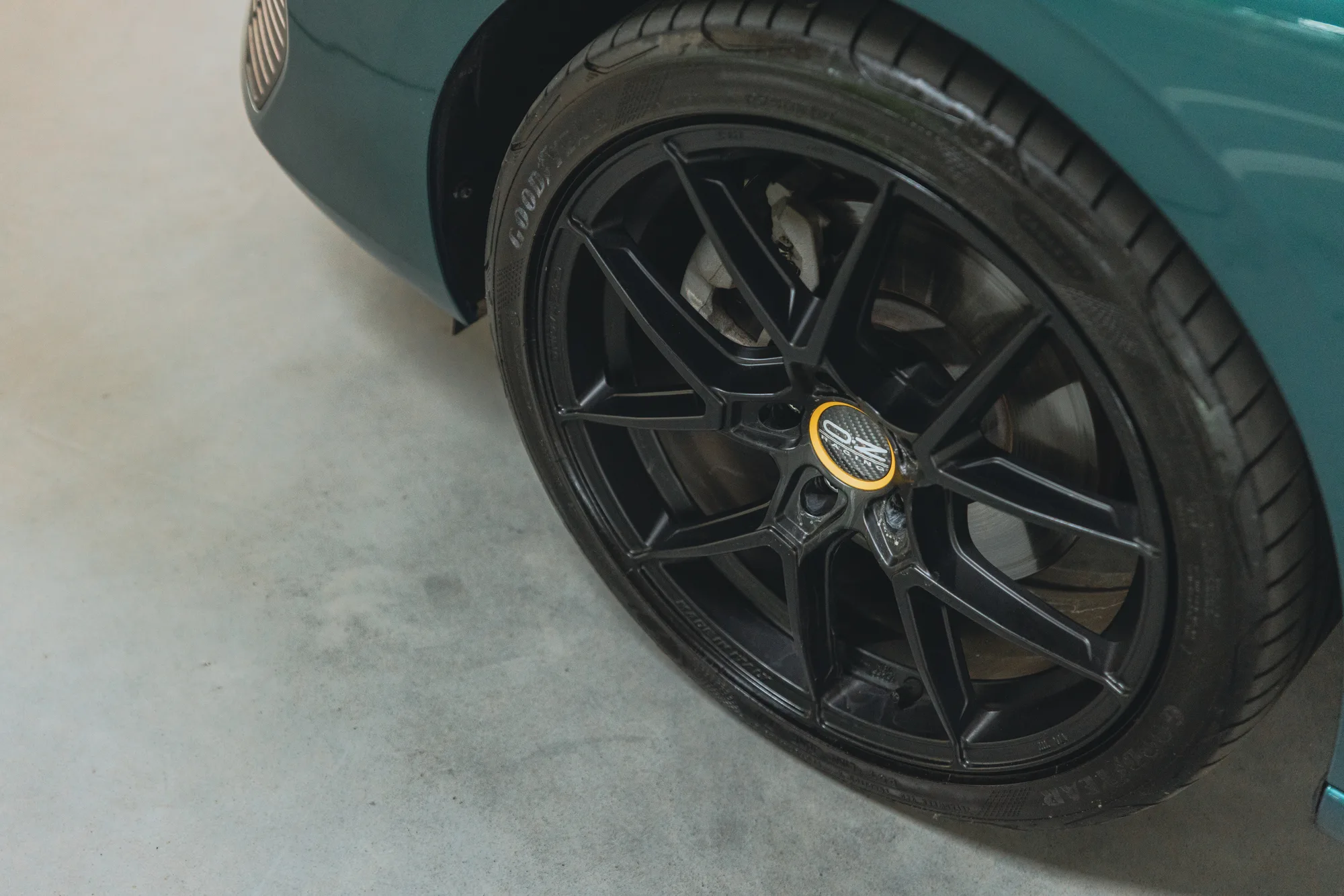 OZ Racing Estrema GT HLT on Peugeot 308 3rd gen (P51), photo 4