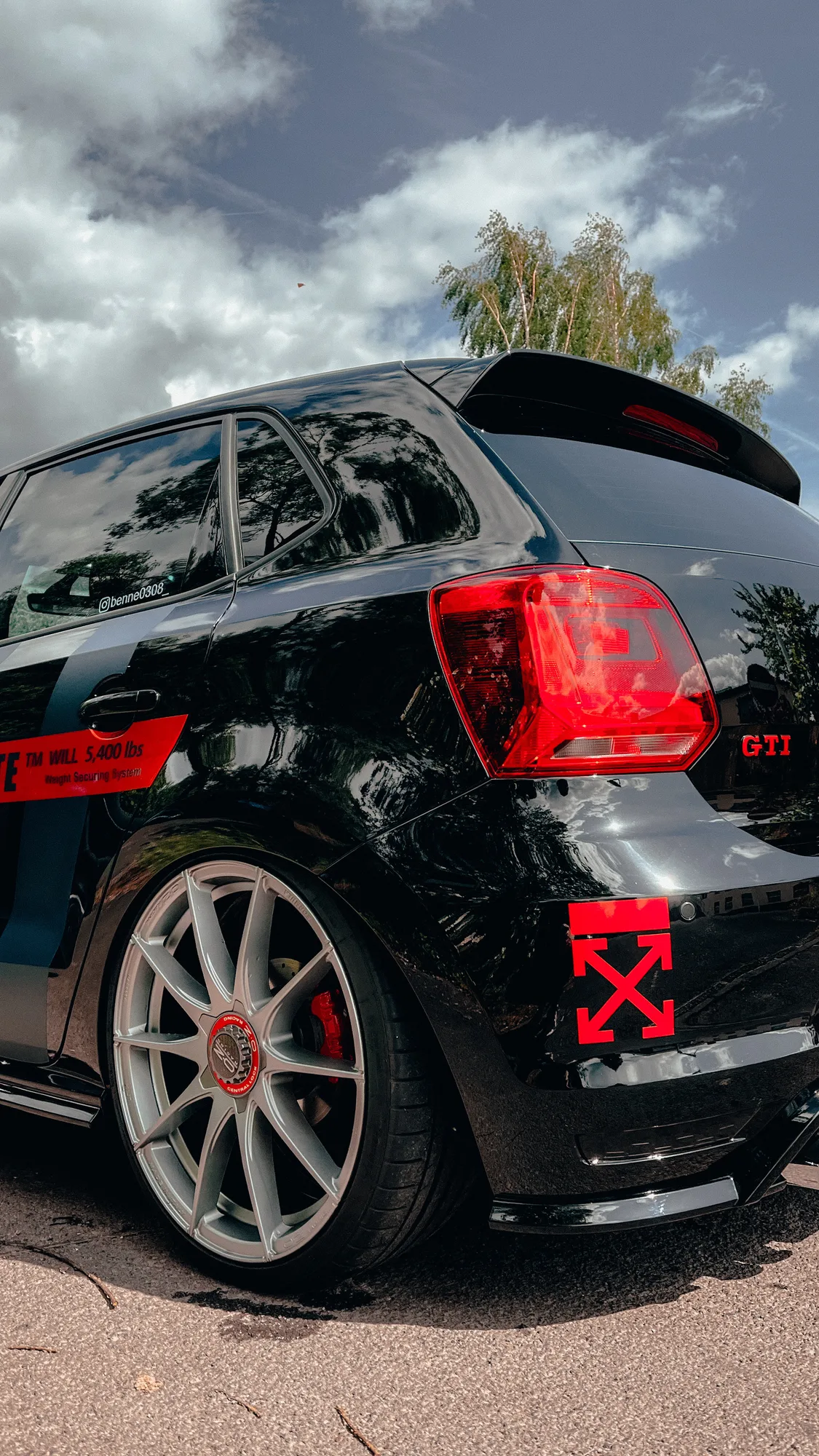 OZ Racing Formula HLT 5H on Volkswagen Polo Mk5 (6R), photo 2