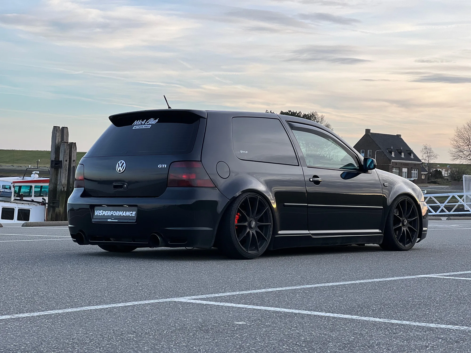 OZ Racing Formula HLT 5H on Volkswagen Golf Mk4 (Typ 1J), photo 5
