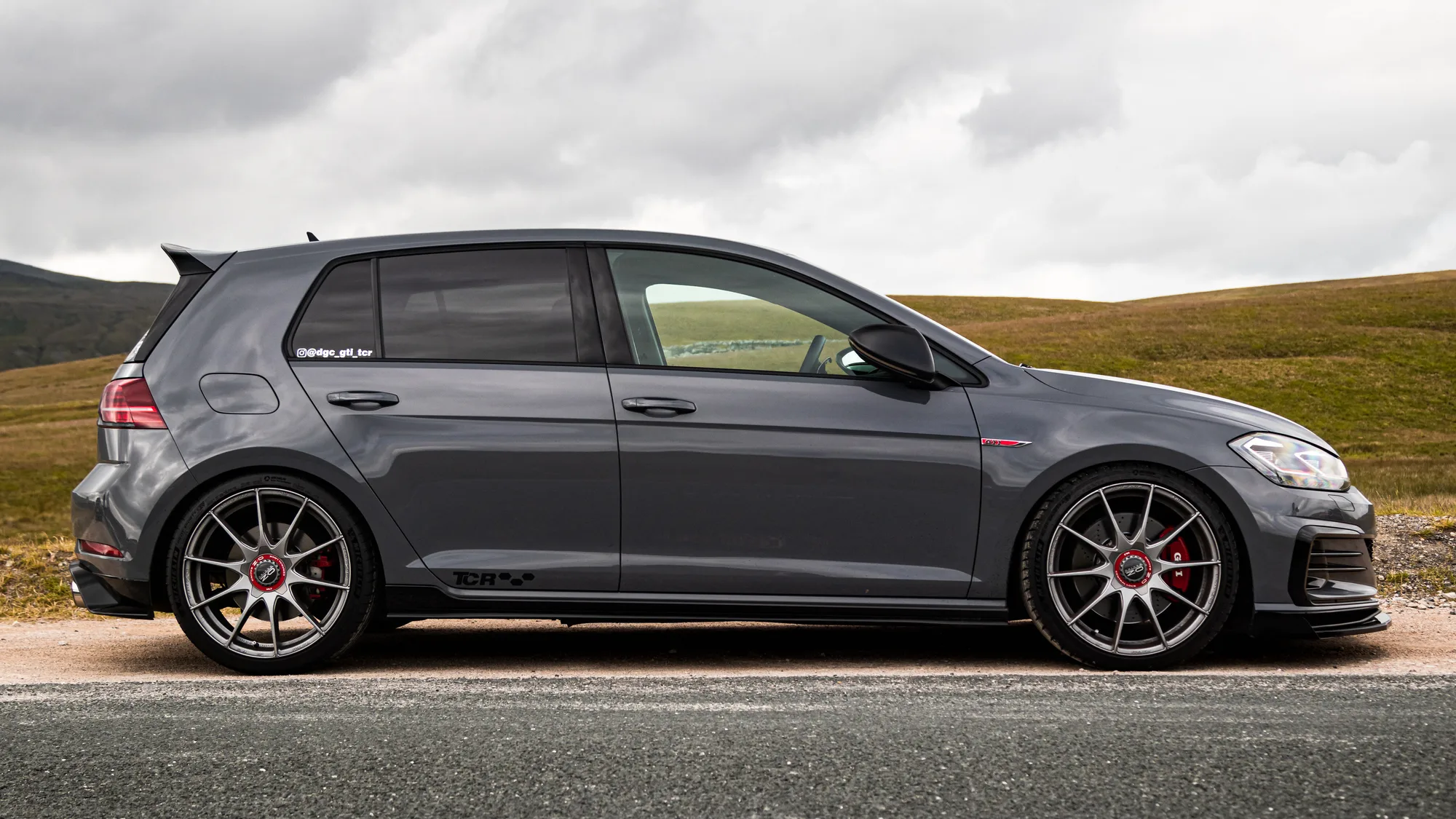 OZ Racing Formula HLT 5H on Volkswagen Golf Mk4 (Typ 1J), photo 11