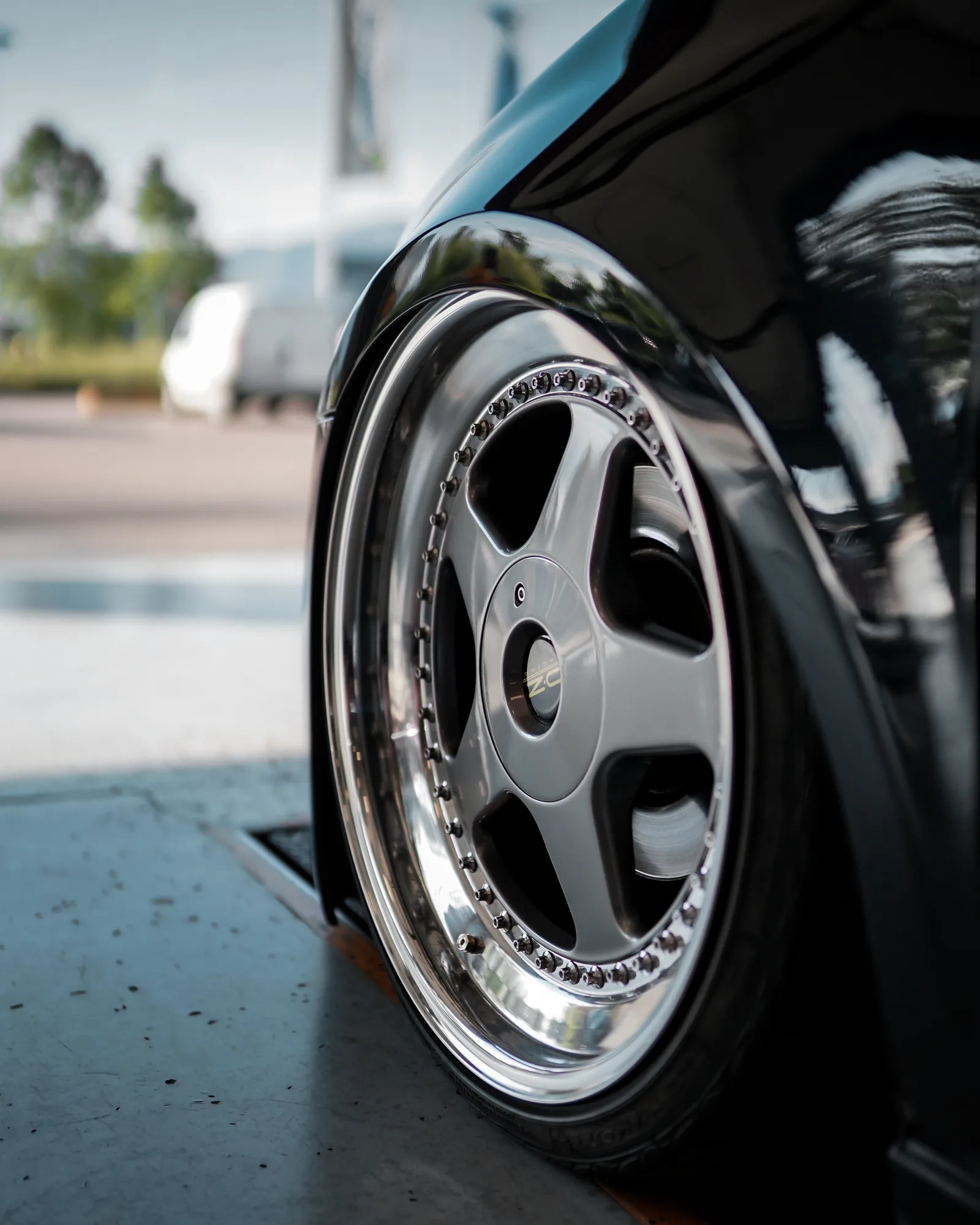 OZ Racing Futura on Volkswagen Golf Mk6 (Typ 5K), photo 5