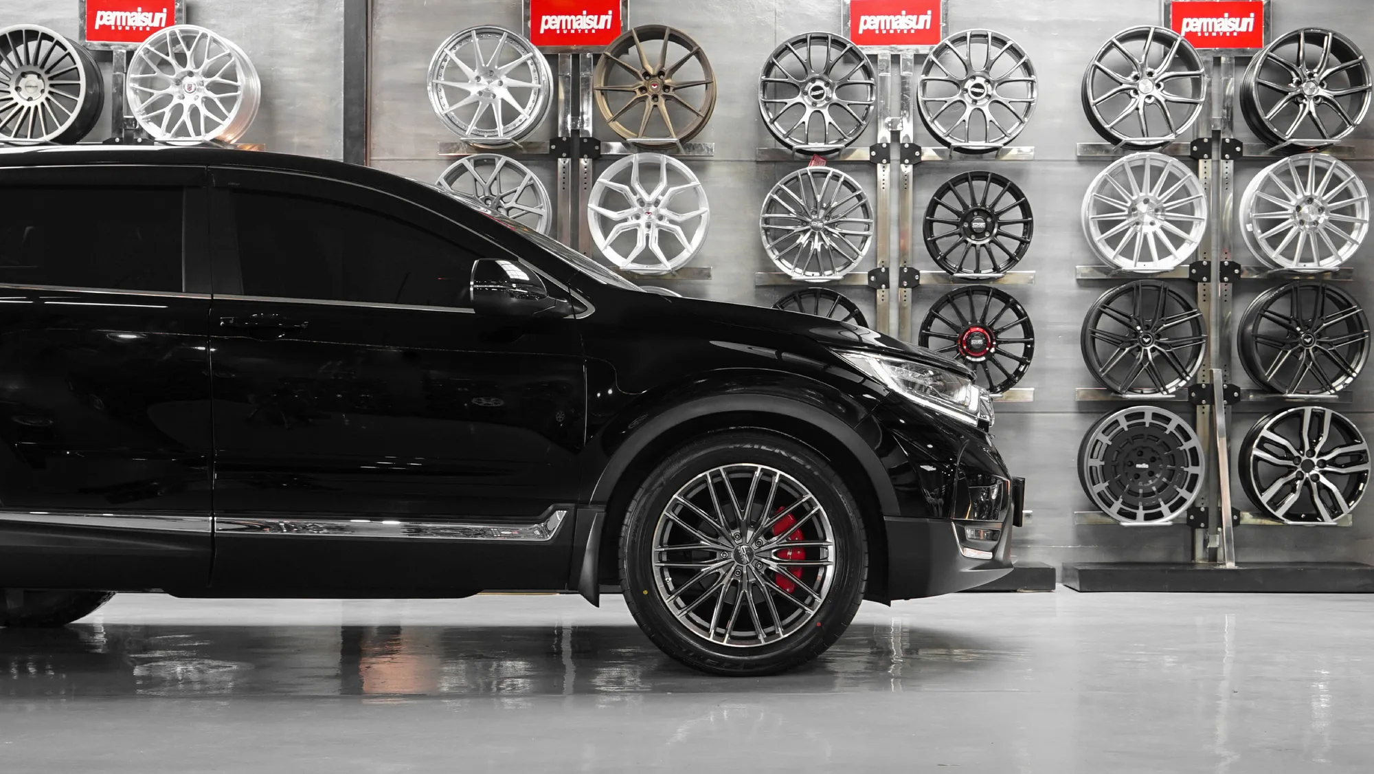 OZ Racing GranTurismo HLT on Honda CR-V 5th gen (RW/RT), photo 6