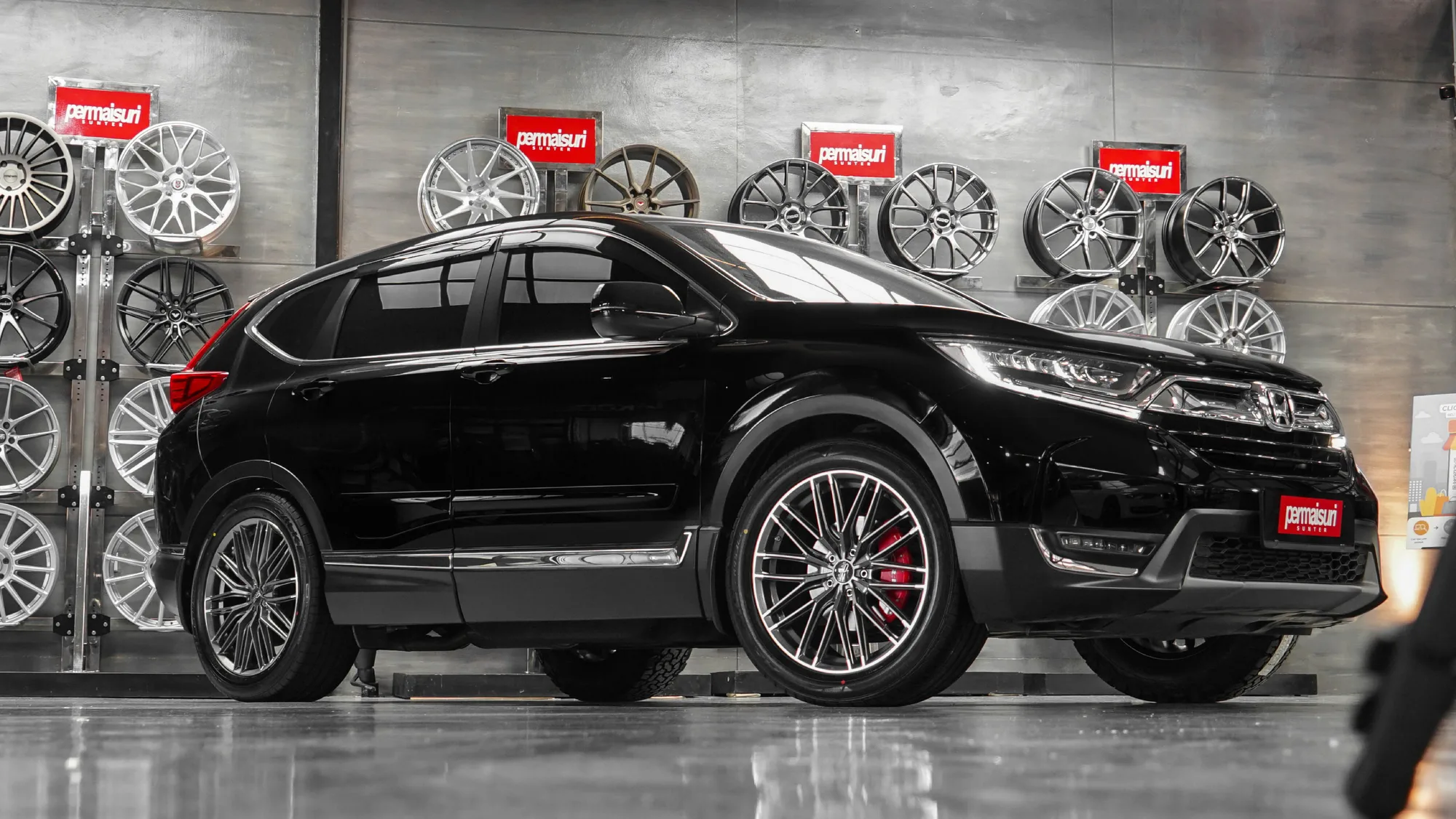 OZ Racing GranTurismo HLT on Honda CR-V 5th gen (RW/RT), photo 10