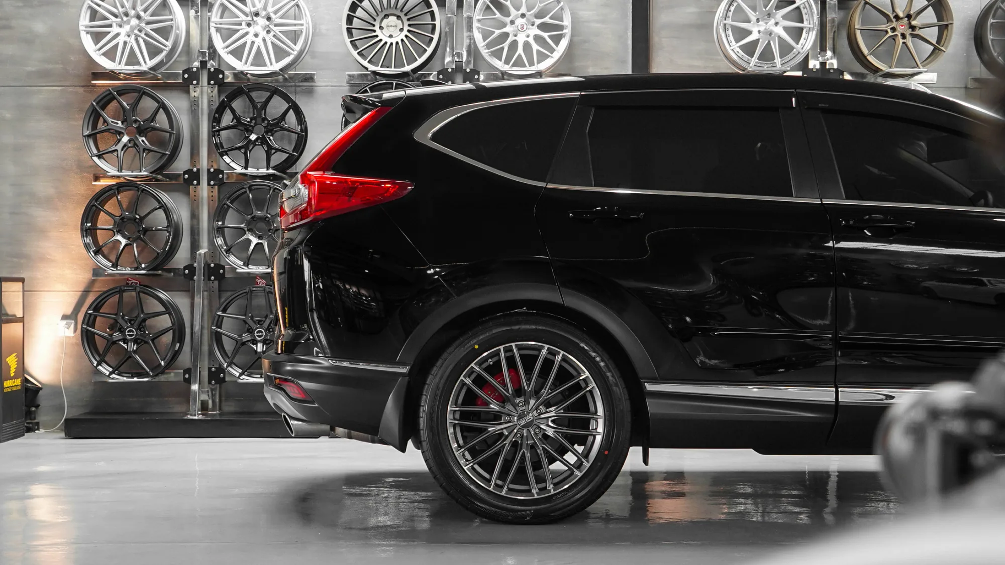 OZ Racing GranTurismo HLT on Honda CR-V 5th gen (RW/RT), photo 3