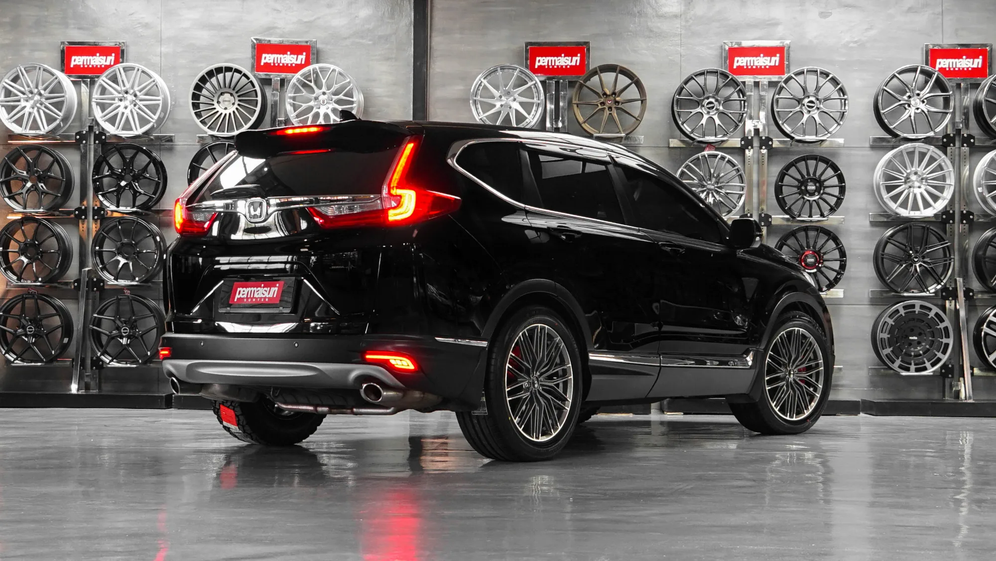 OZ Racing GranTurismo HLT on Honda CR-V 5th gen (RW/RT), photo 9