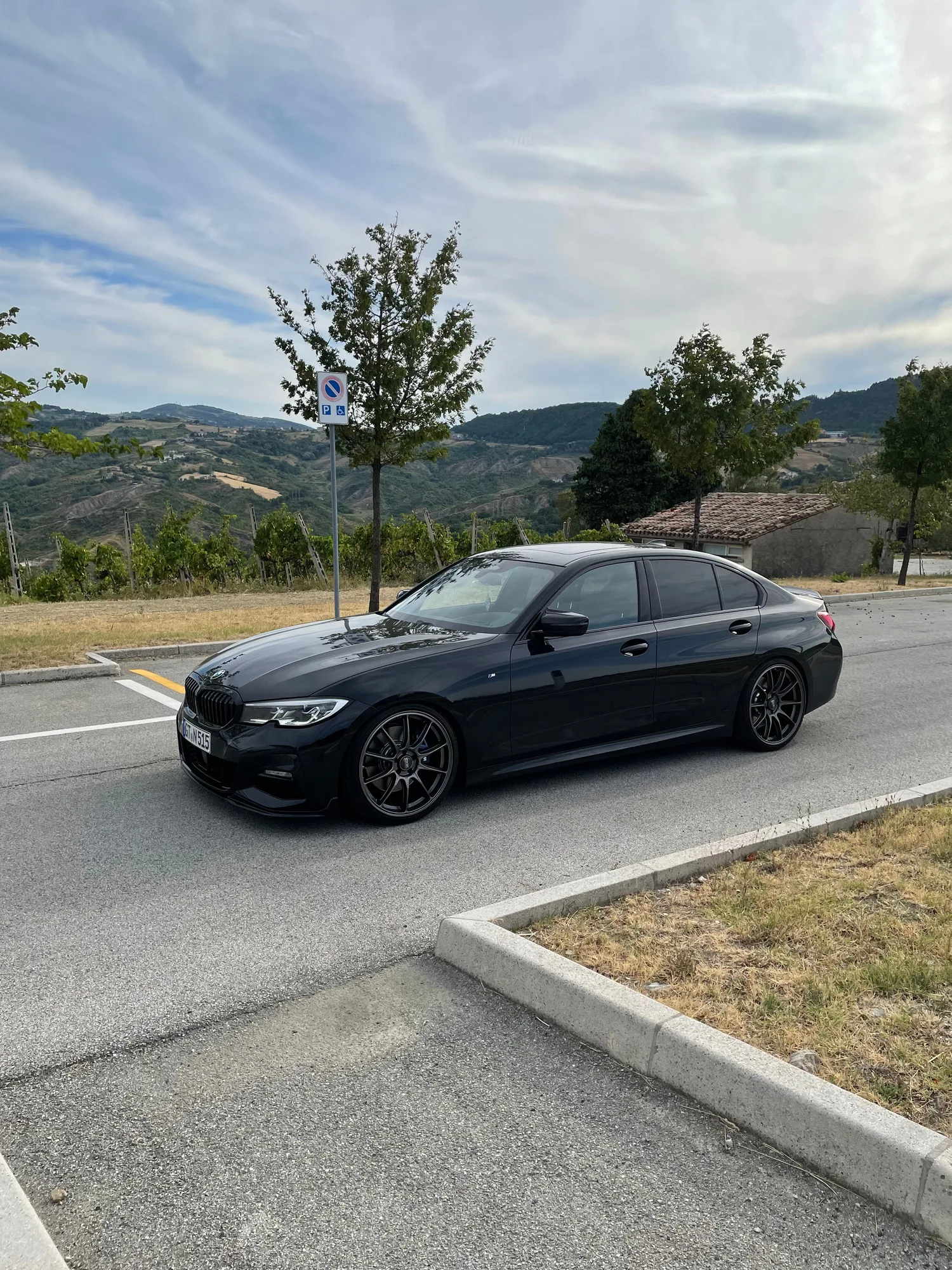 OZ Racing HyperGT HLT on BMW 3 Series G20.1