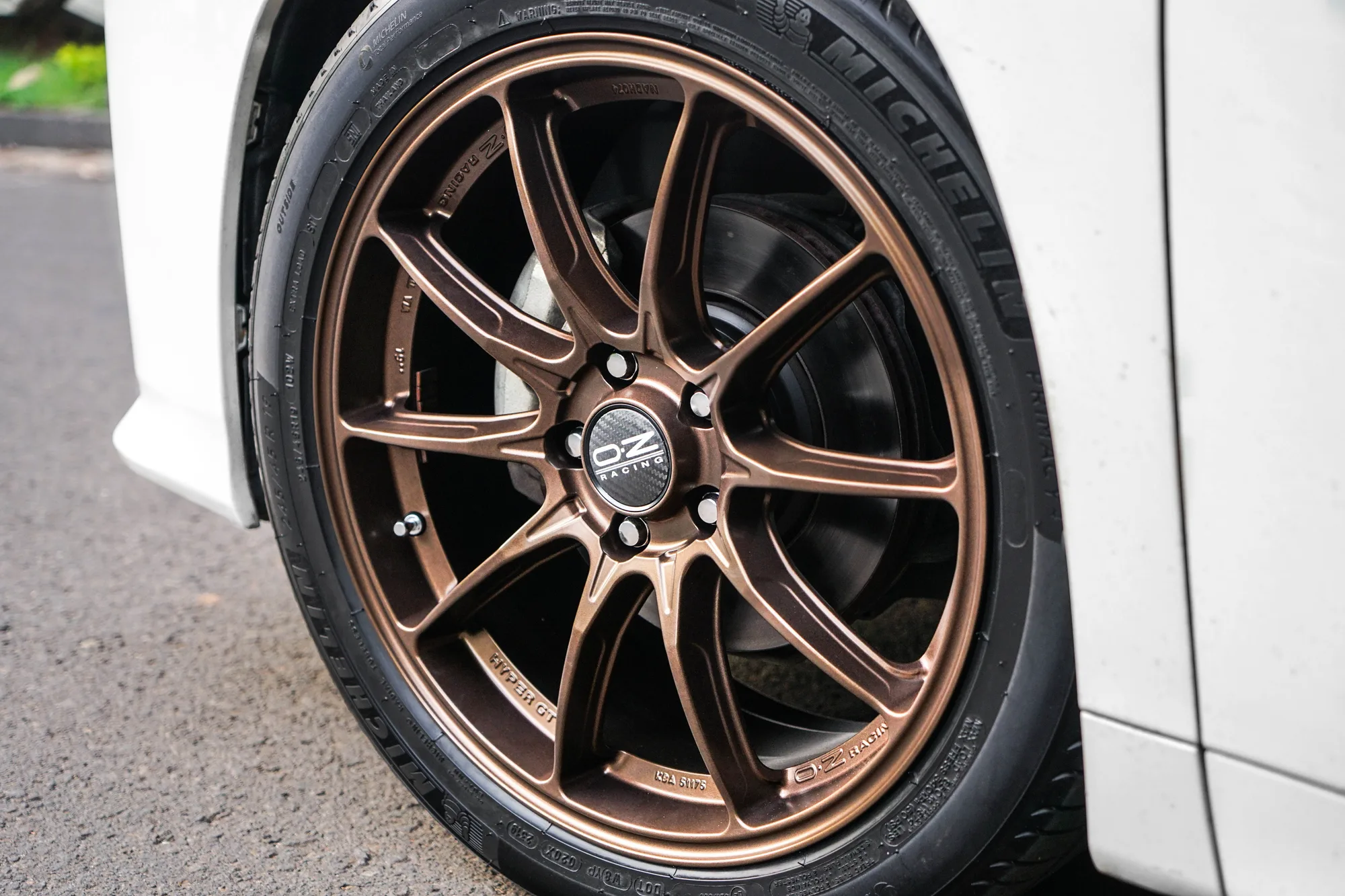 OZ Racing HyperGT HLT on Toyota Alphard AH30.1, photo 2