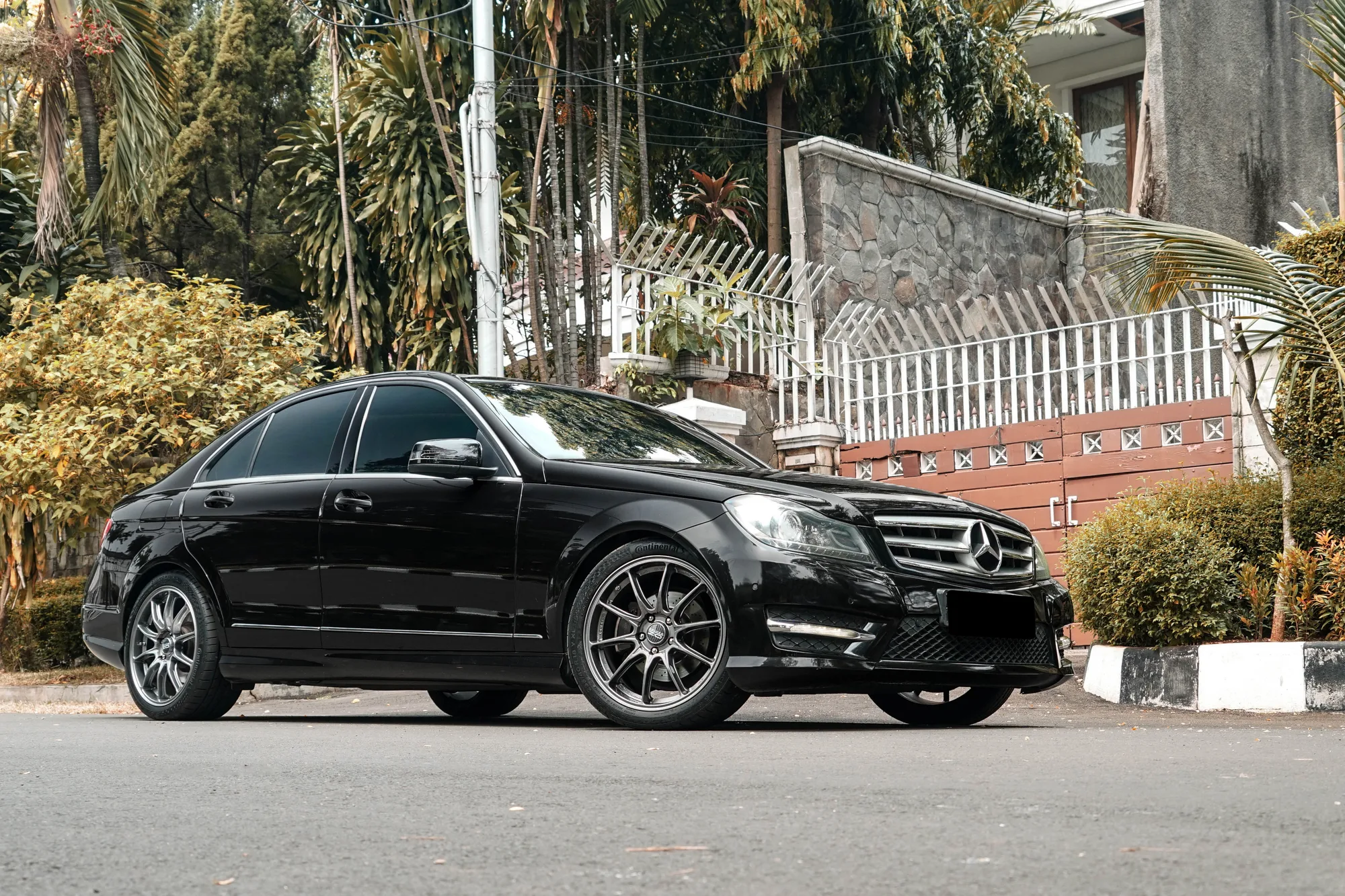 OZ Racing HyperGT HLT on Mercedes-Benz C-Class W204.1, photo 2