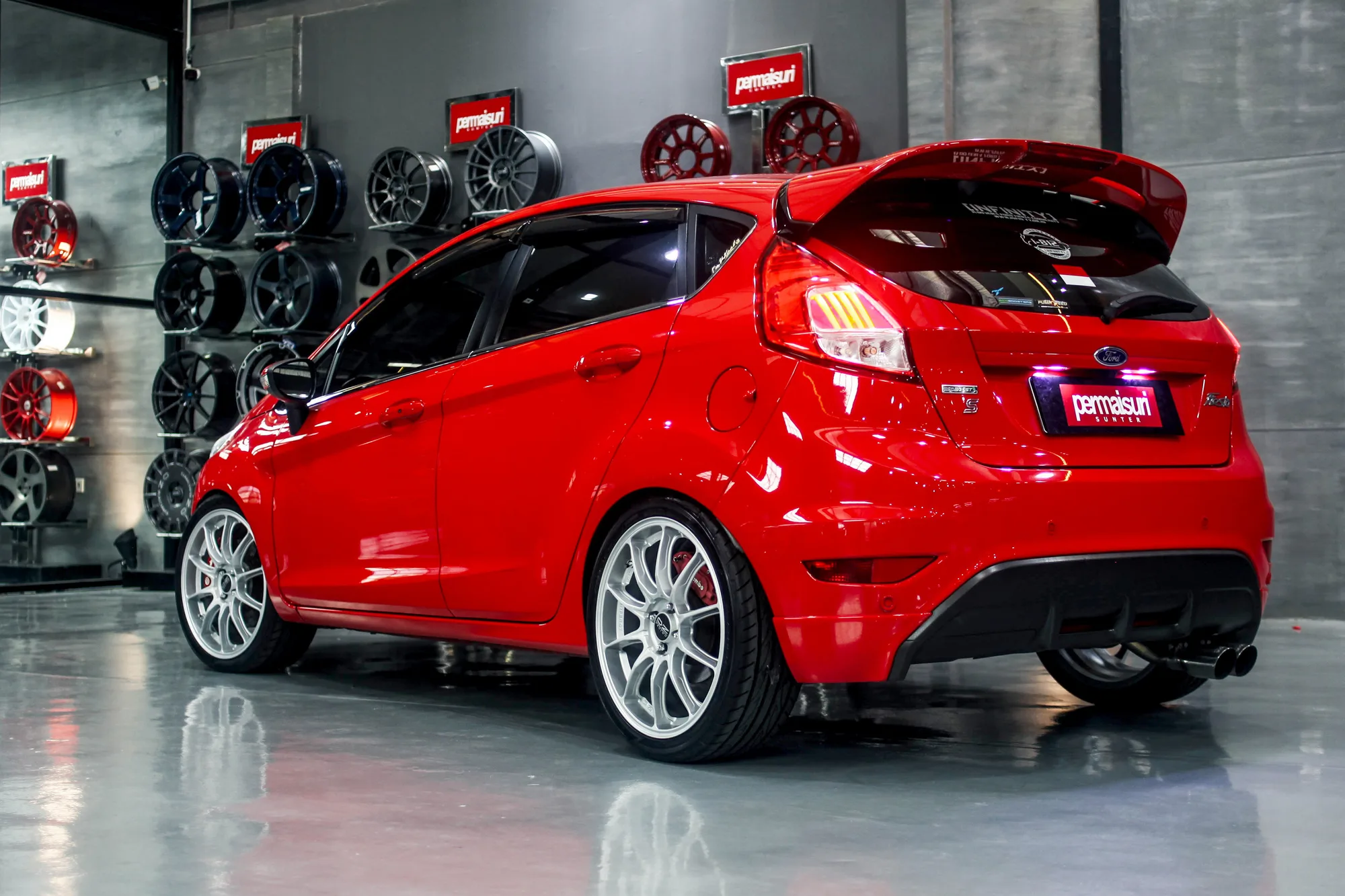 OZ Racing HyperGT HLT on Ford Fiesta Mk7.1, photo 10