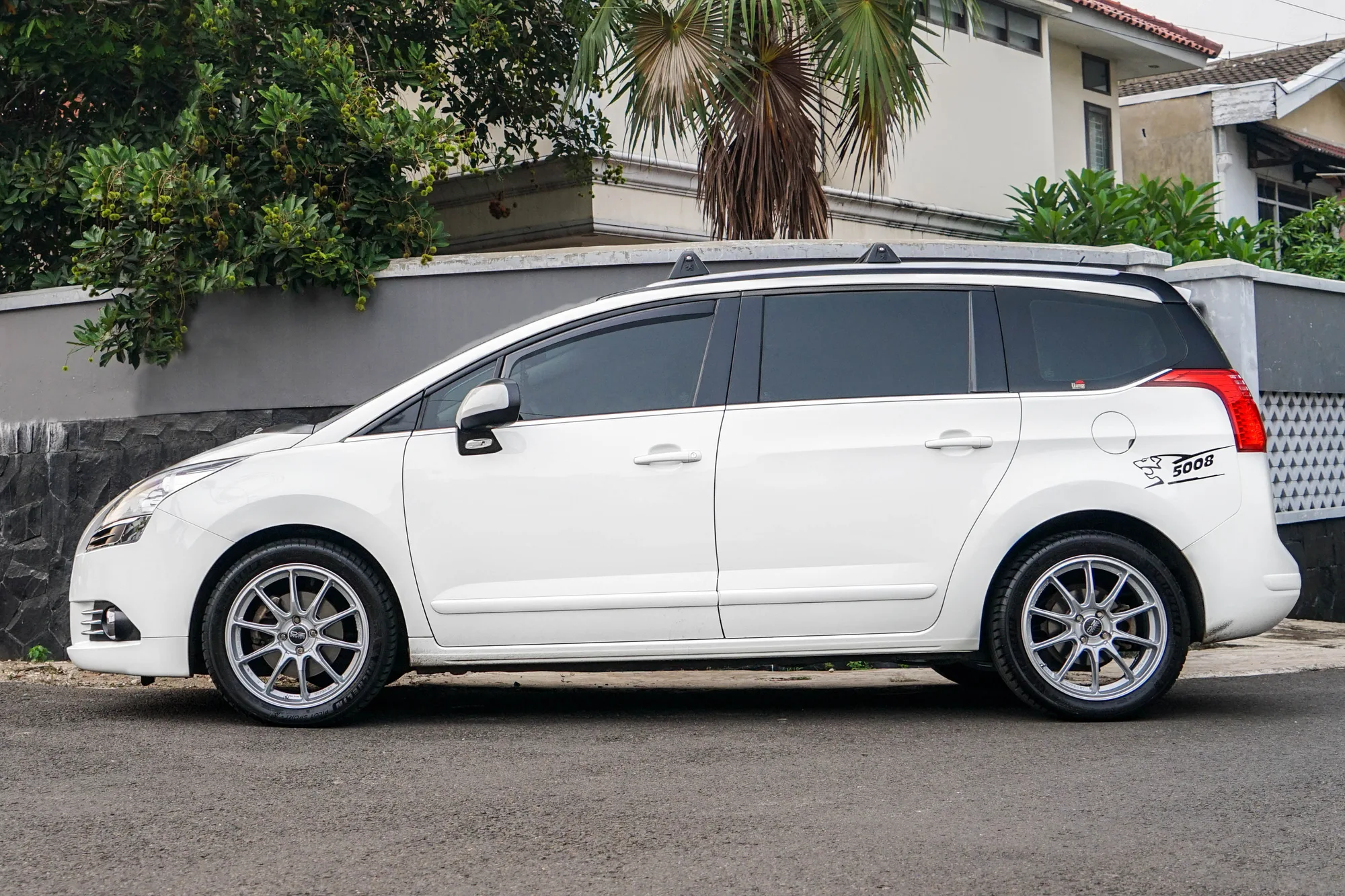 OZ Racing HyperGT HLT on Peugeot 5008 1st gen (T87), photo 6