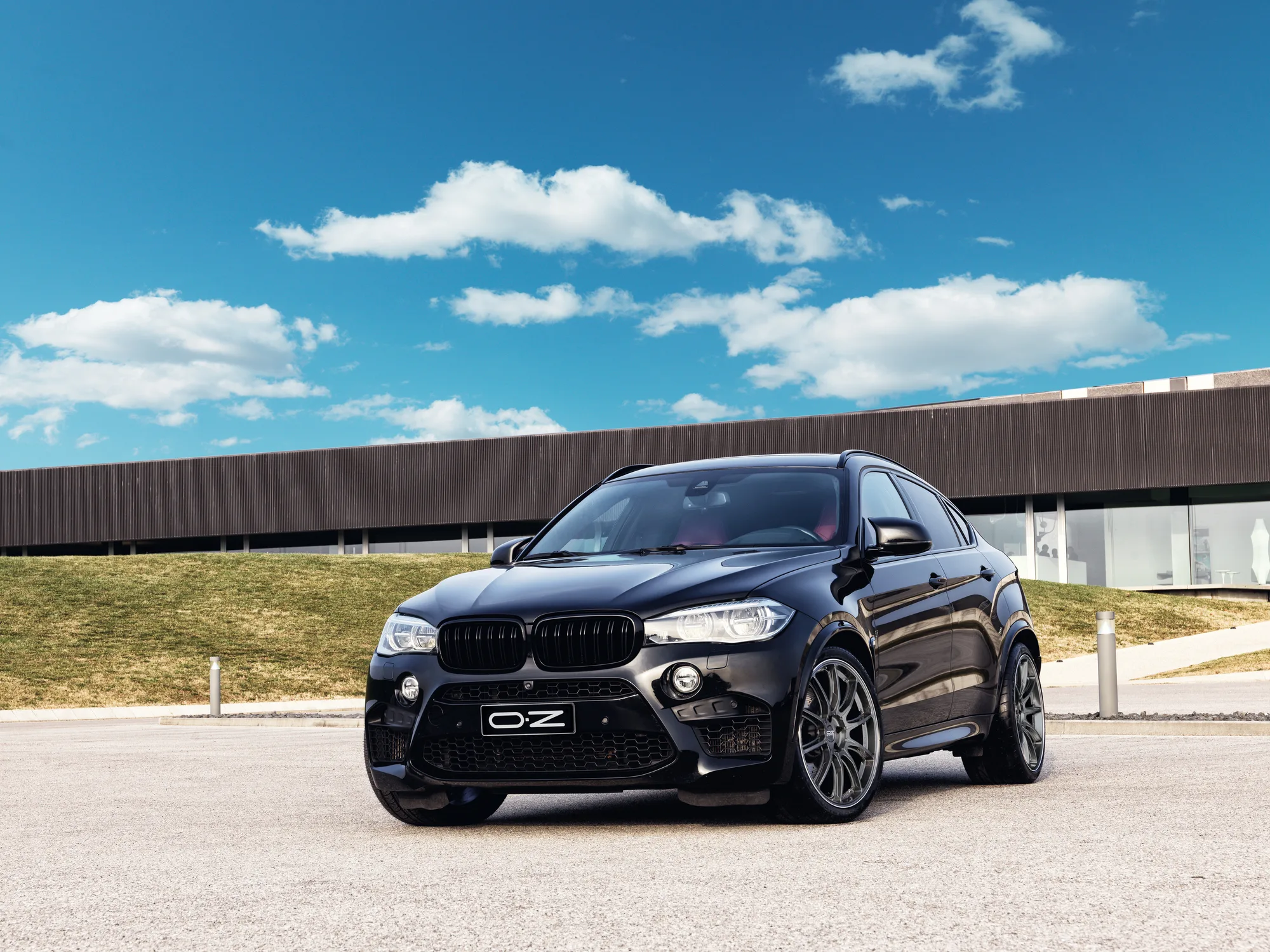 OZ Racing HyperXT HLT on BMW X6 M F16