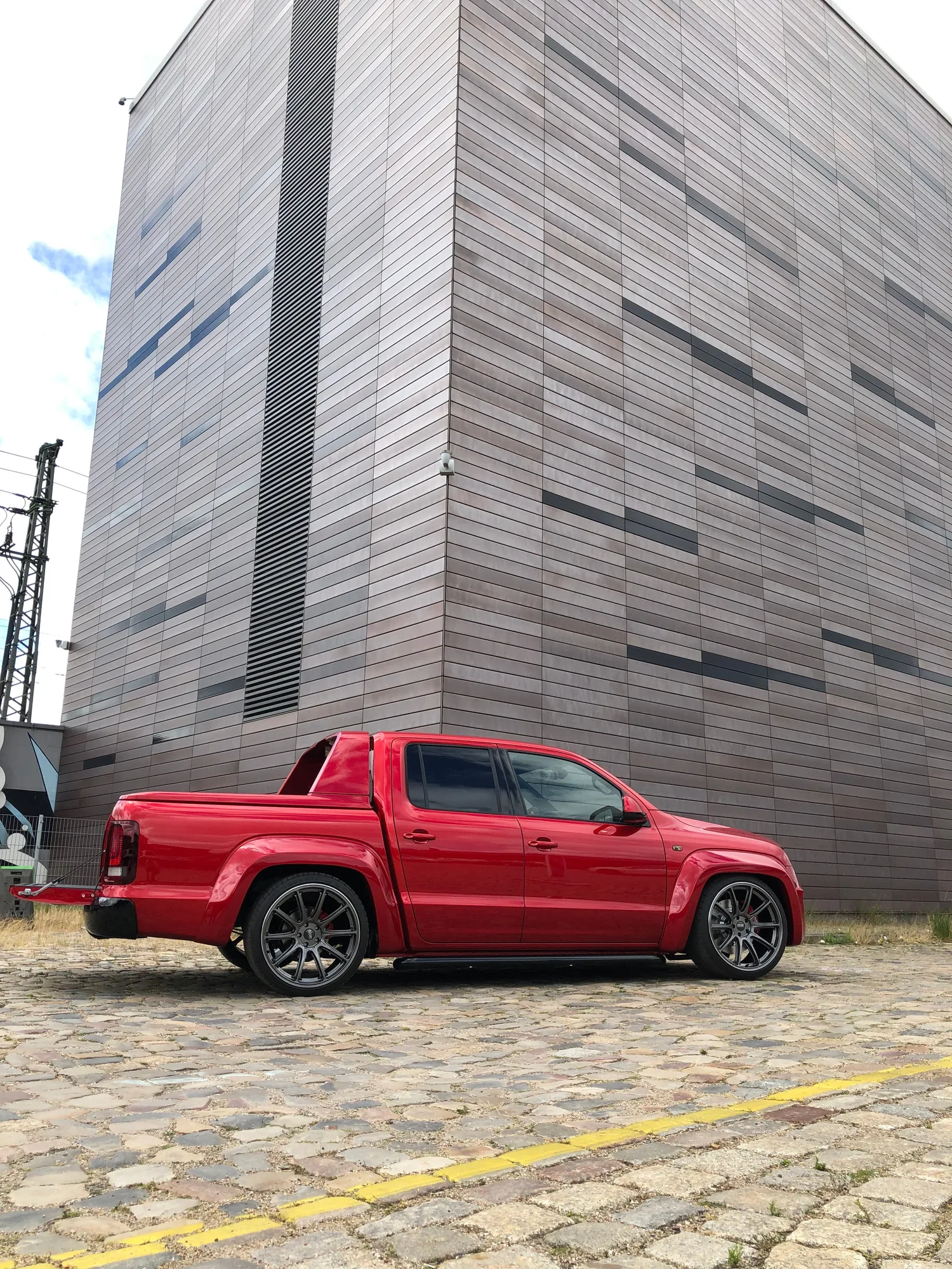 OZ Racing HyperXT HLT on Volkswagen Amarok 1st gen (2010-2020), photo 7