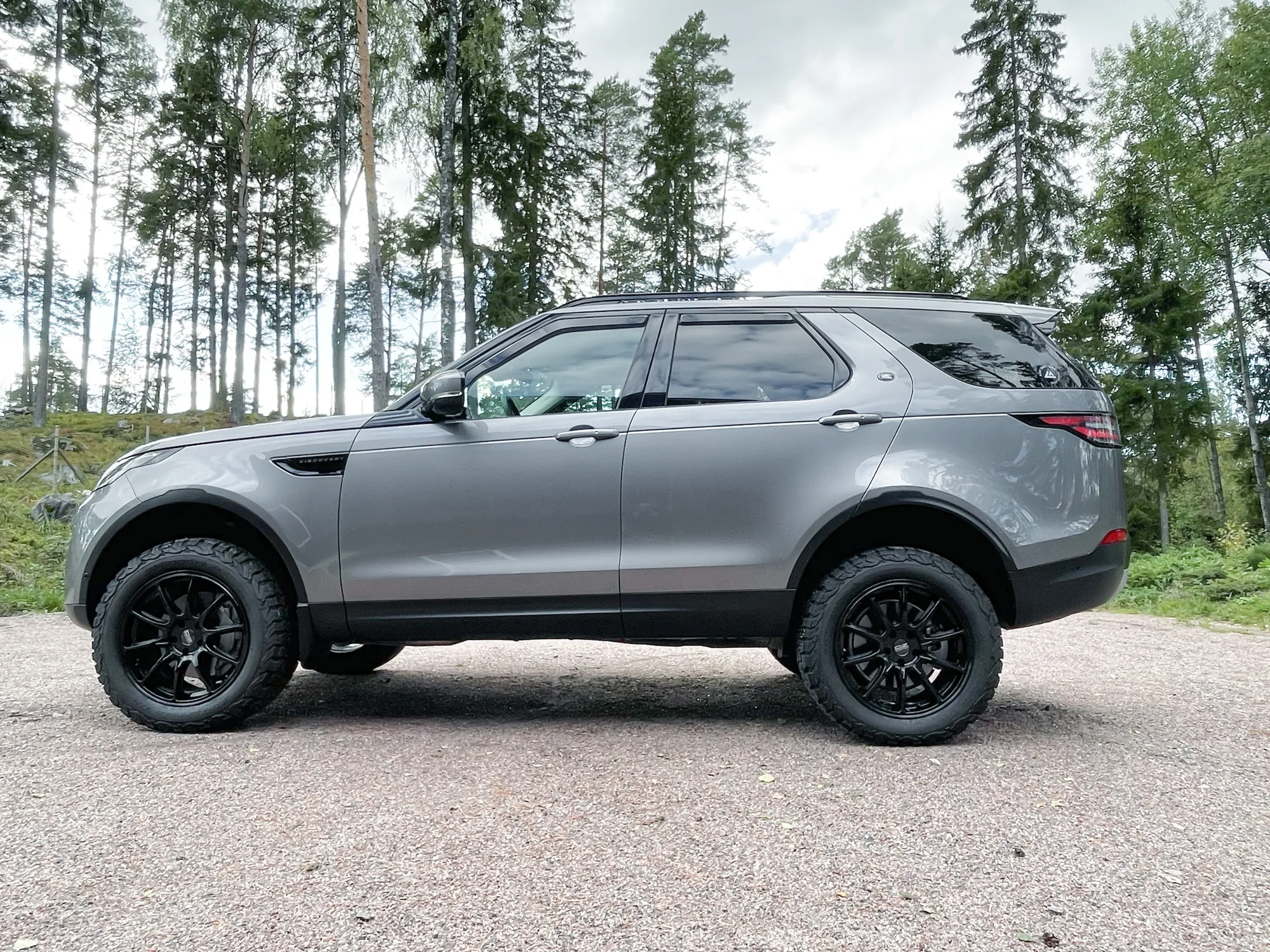 OZ Racing HyperXT HLT on Land Rover Discovery 5 (L462), photo 2