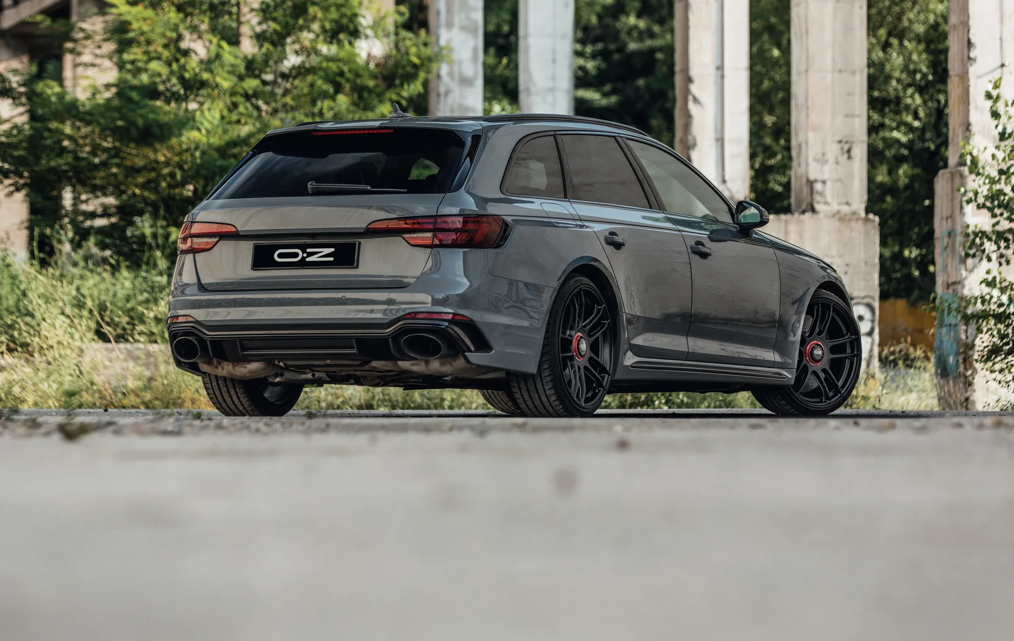 OZ Racing Indy HLT CL on Audi RS 4 B9.1