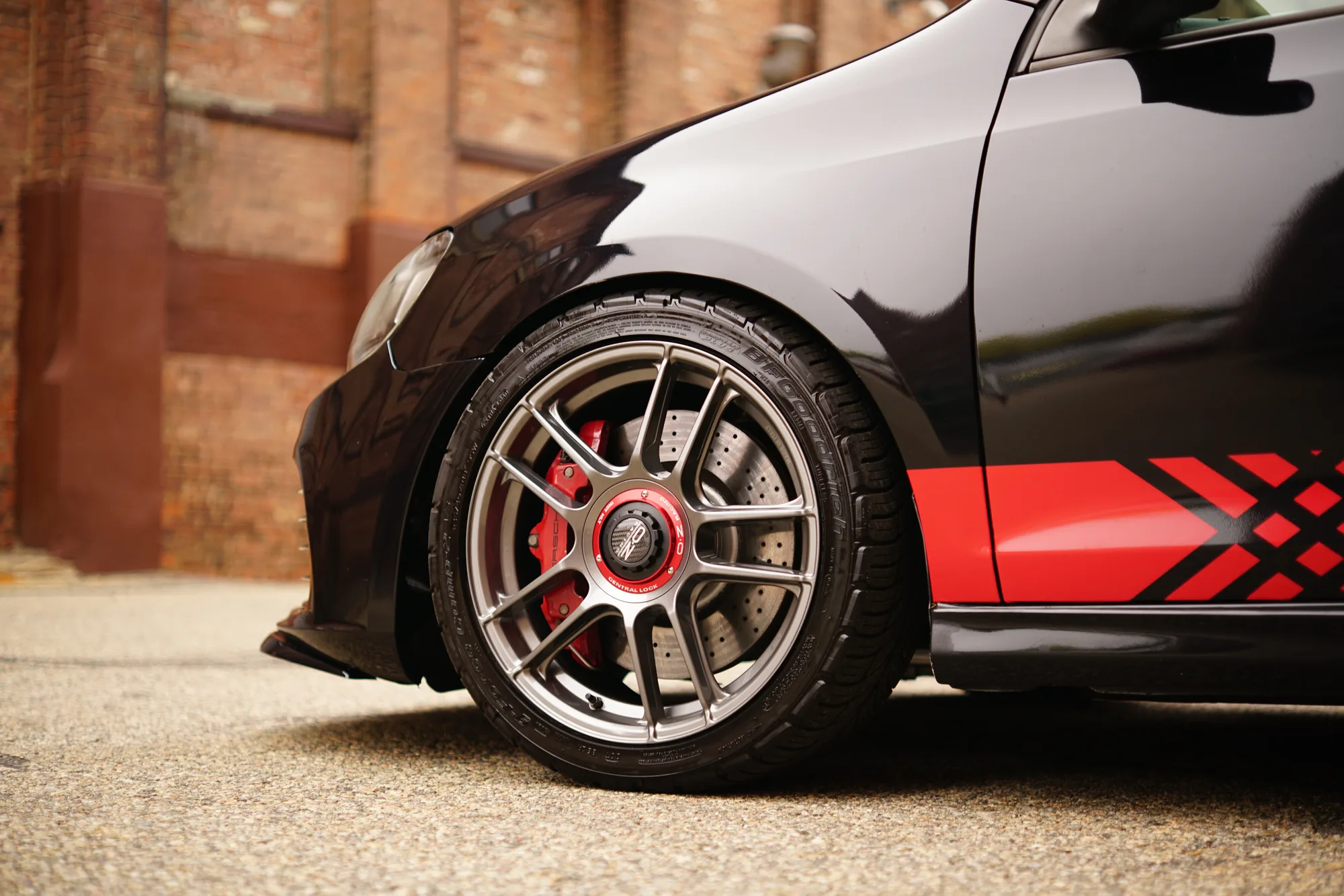 OZ Racing Indy HLT CL on Volkswagen Golf Mk6 (Typ 5K), photo 8