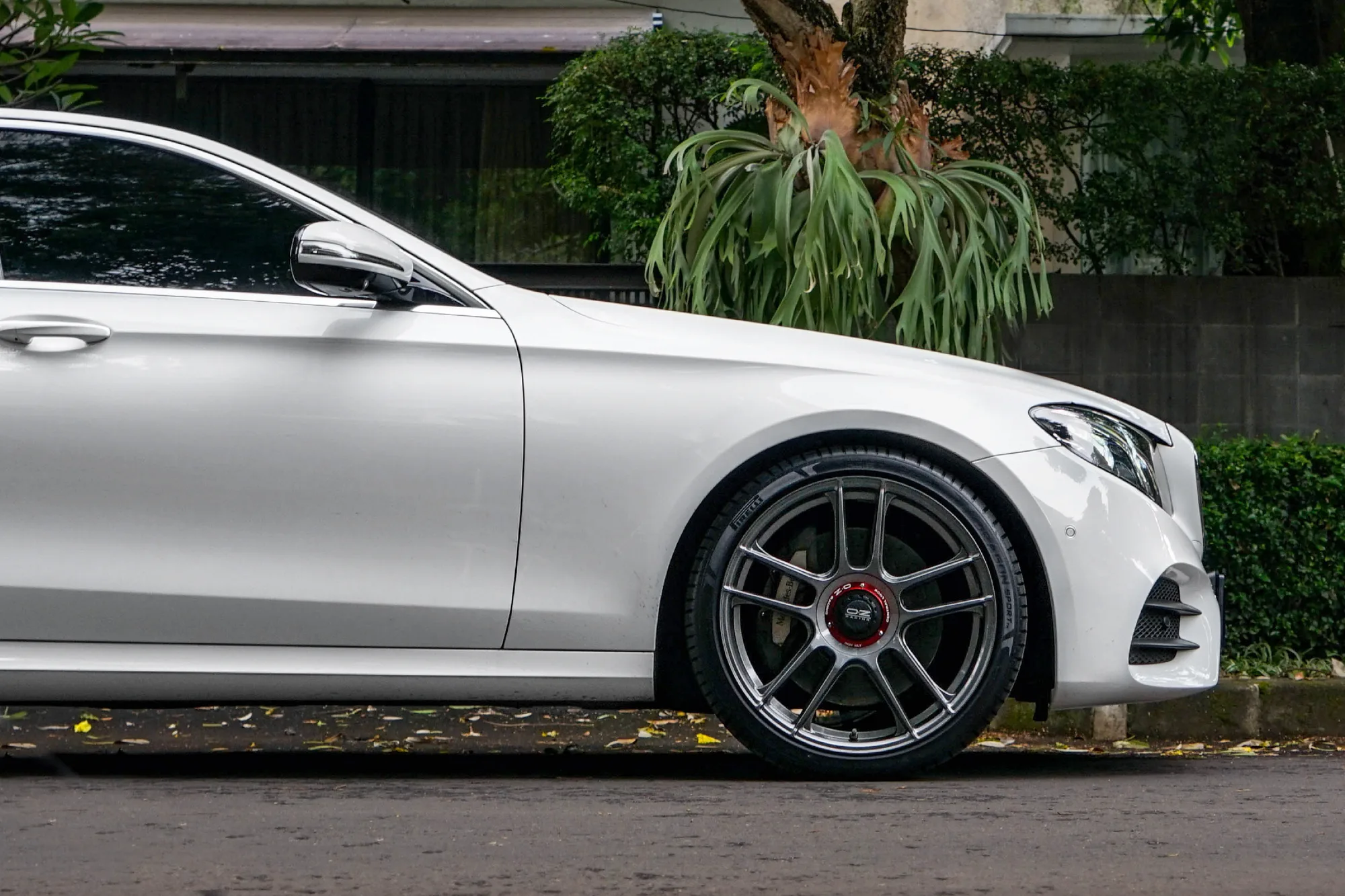 OZ Racing Indy HLT on Mercedes-Benz E-Class W213.1, photo 5