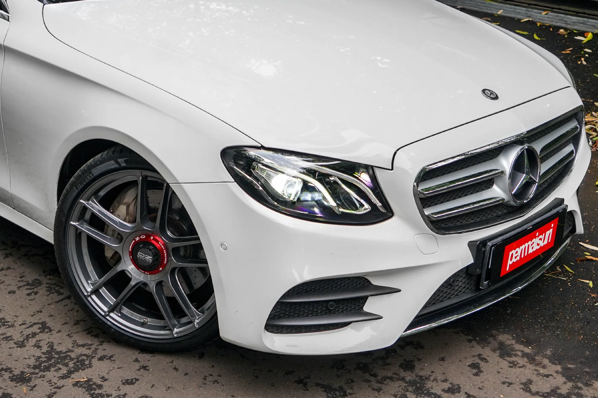 OZ Racing Indy HLT on Mercedes-Benz E-Class W213.1, photo 2