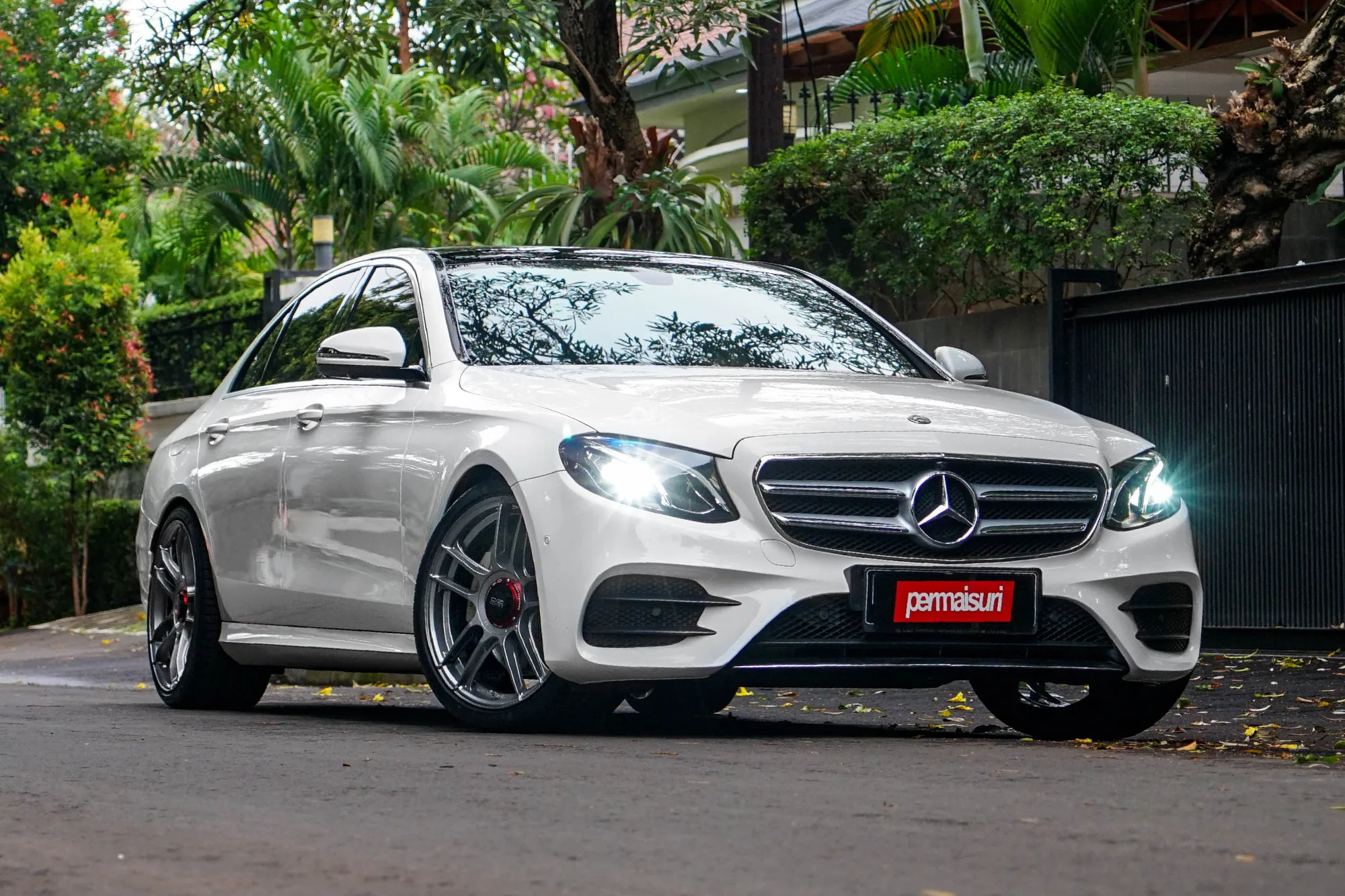 OZ Racing Indy HLT on Mercedes-Benz E-Class W213.1, photo 10