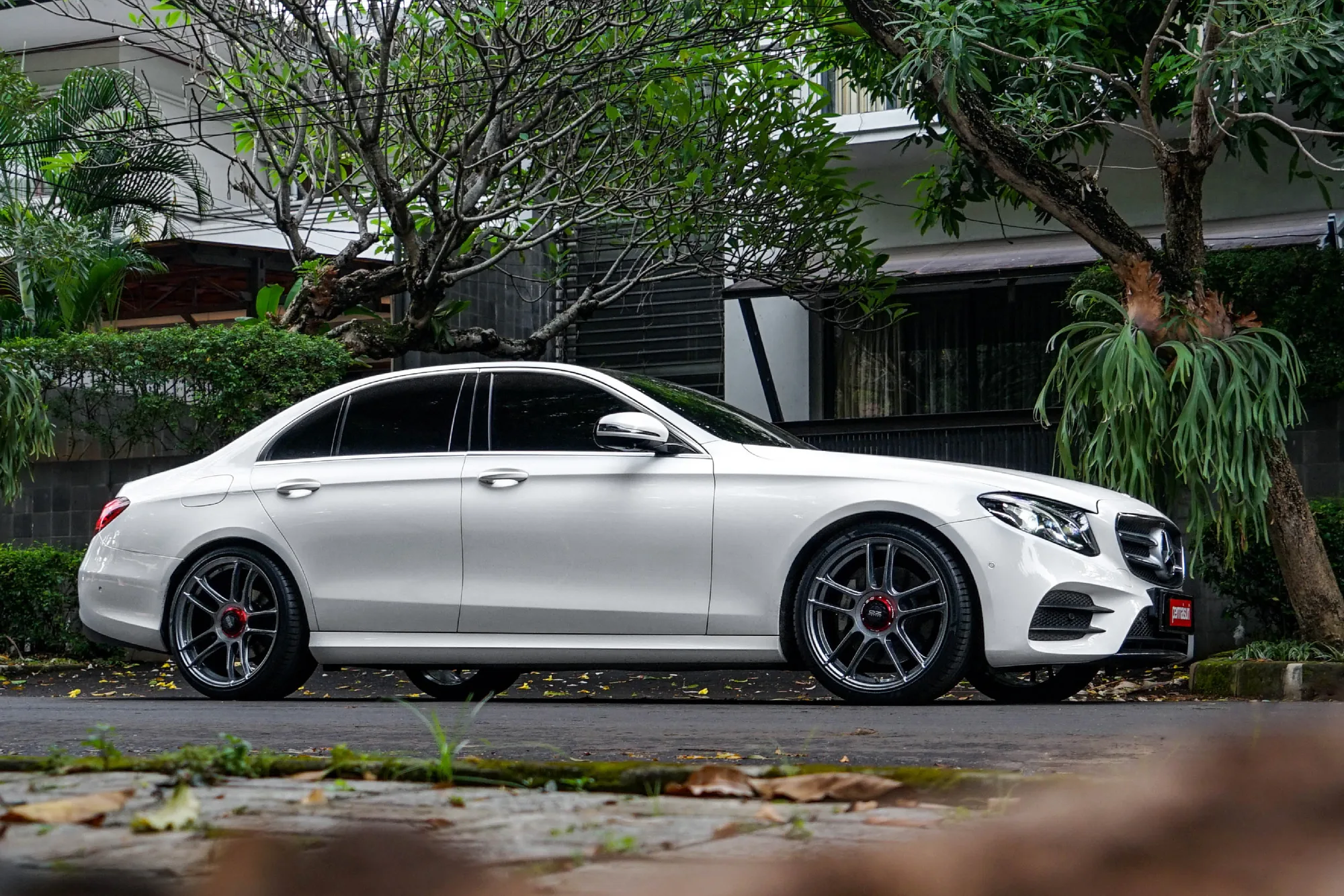 OZ Racing Indy HLT on Mercedes-Benz E-Class W213.1, photo 11