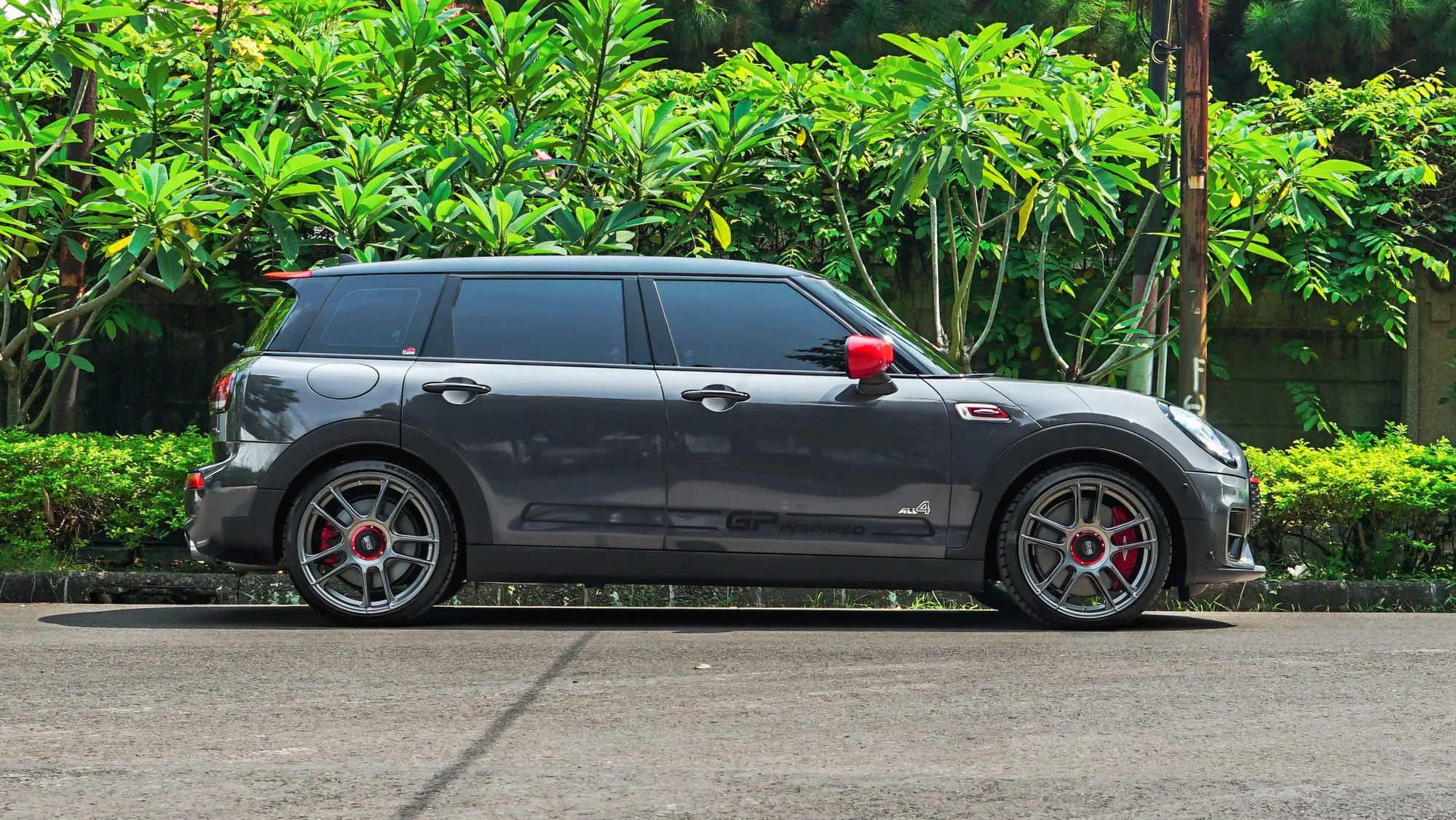 OZ Racing Indy HLT on Mini Clubman F54 (2015-2024), photo 4