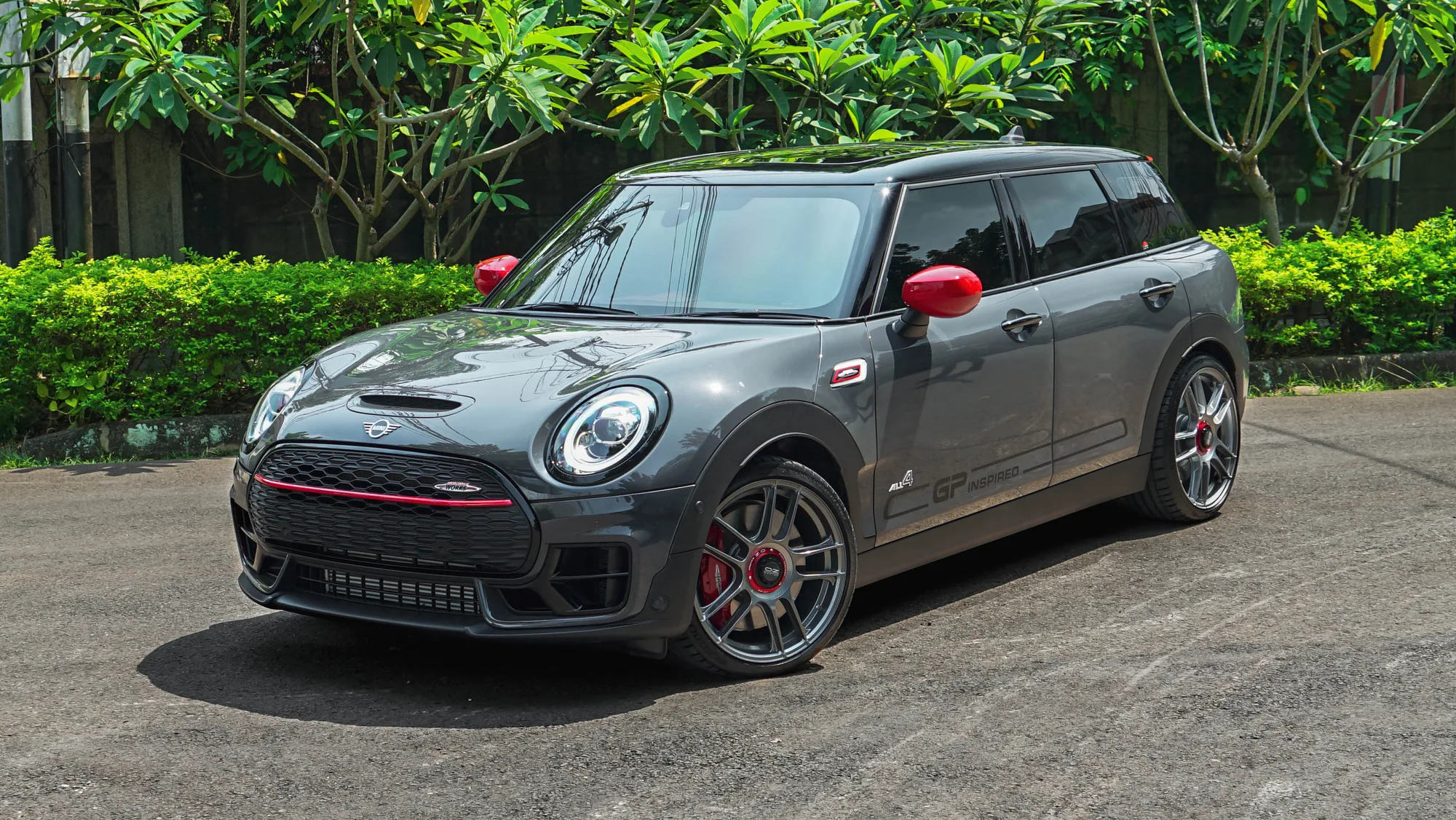 OZ Racing Indy HLT on Mini Clubman F54 (2015-2024), photo 7