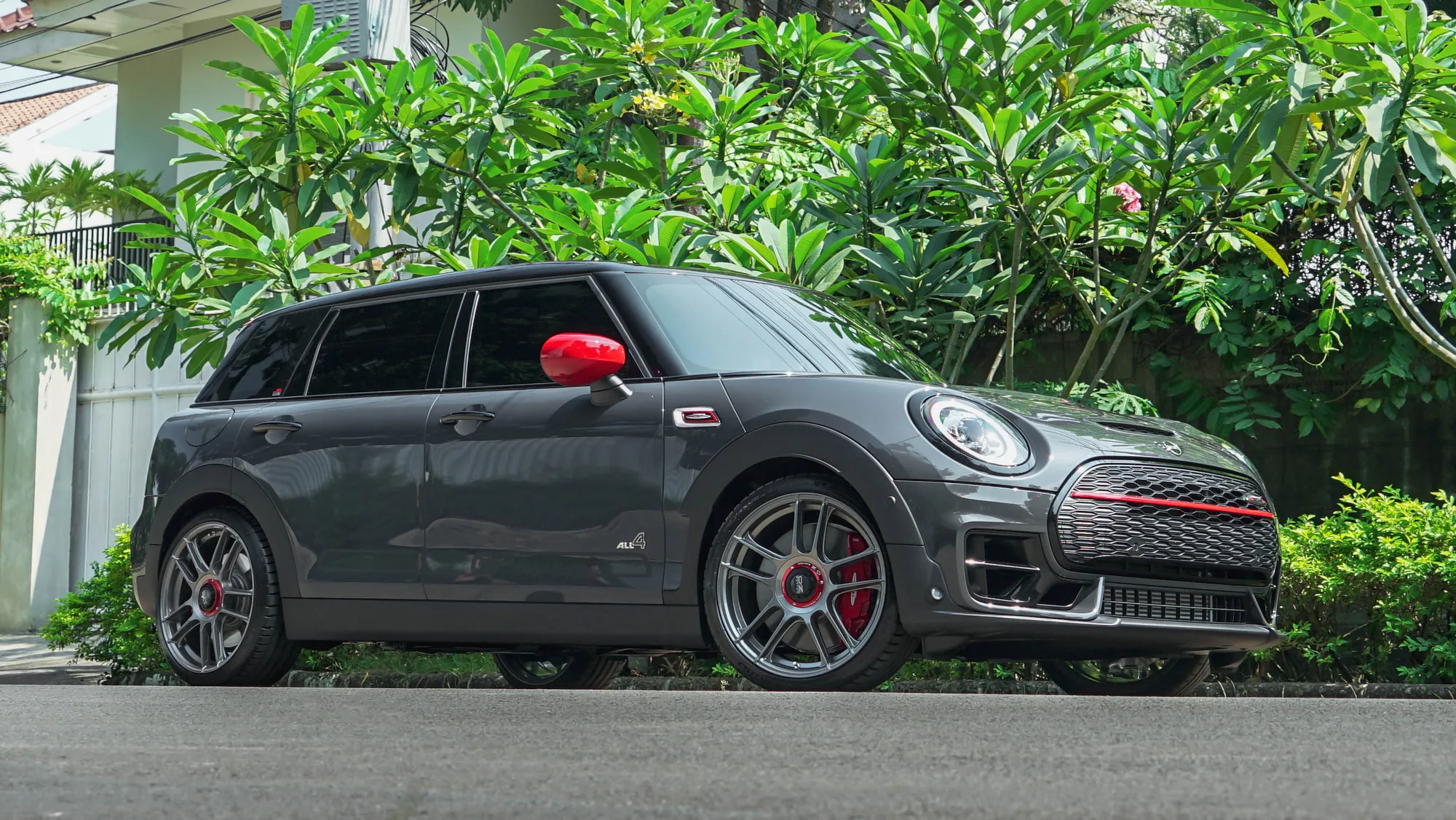 OZ Racing Indy HLT on Mini Clubman F54 (2015-2024)