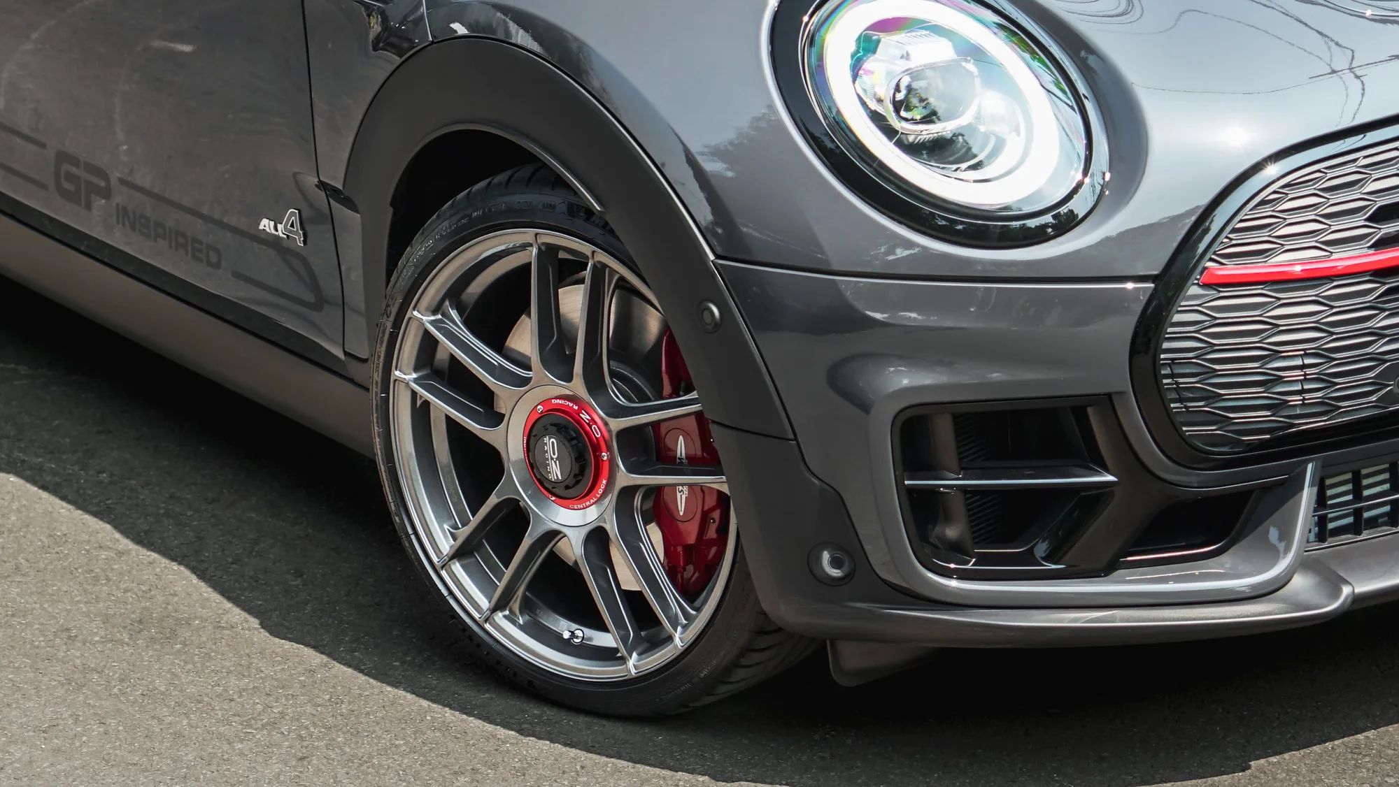 OZ Racing Indy HLT on Mini Clubman F54 (2015-2024), photo 12