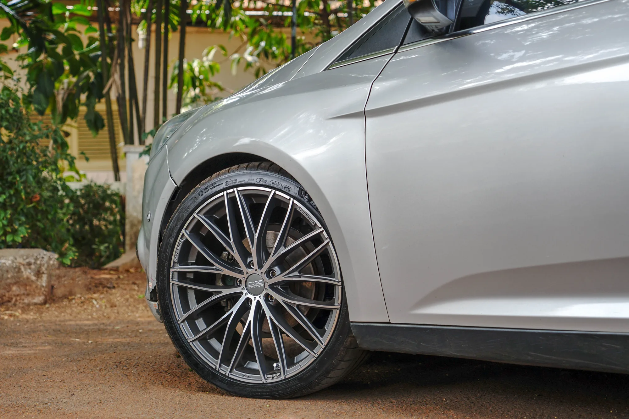 OZ Racing Italia 150 5H on Ford Focus Mk3 (2011-2018), photo 8