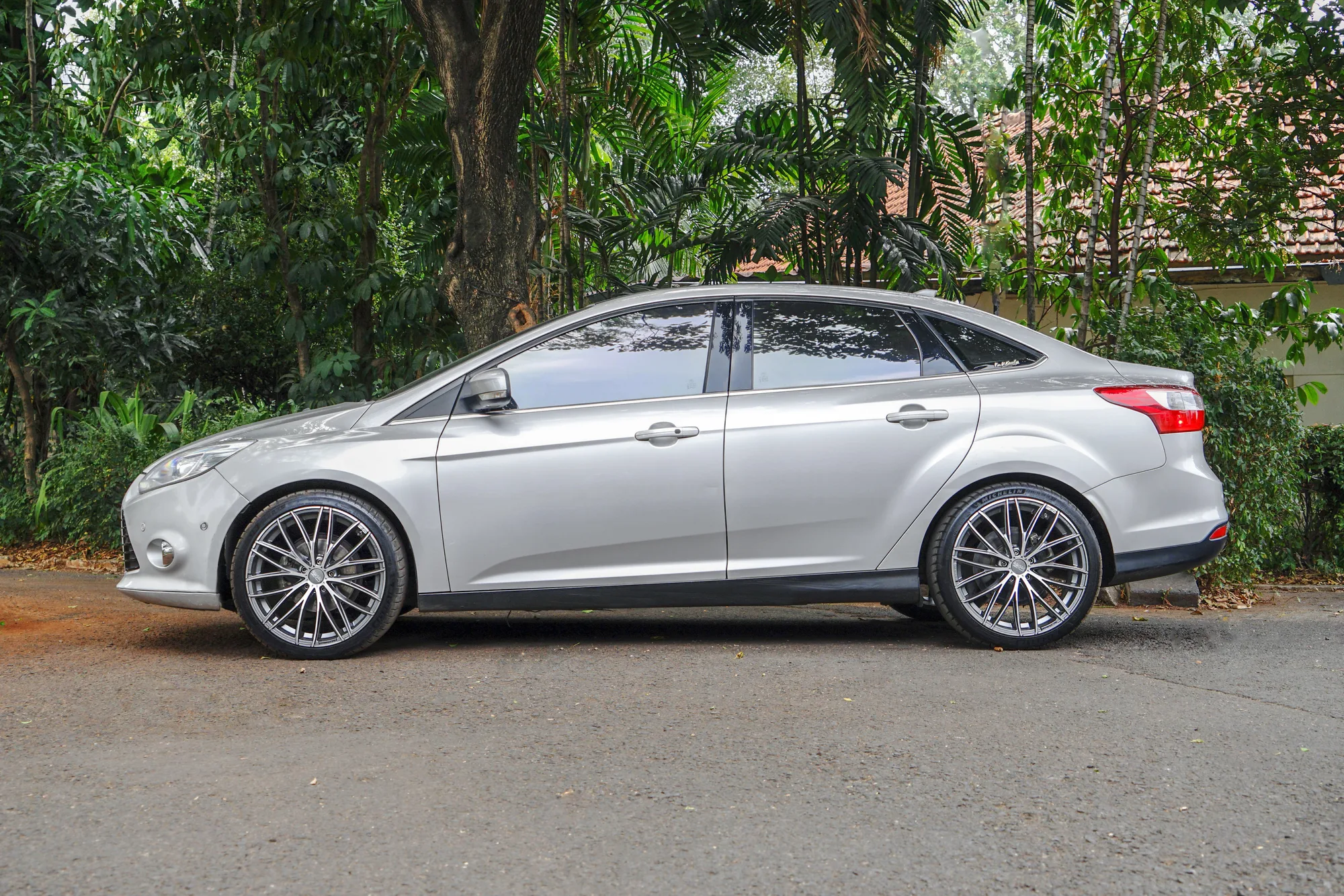 OZ Racing Italia 150 5H on Ford Focus Mk3 (2011-2018), photo 12