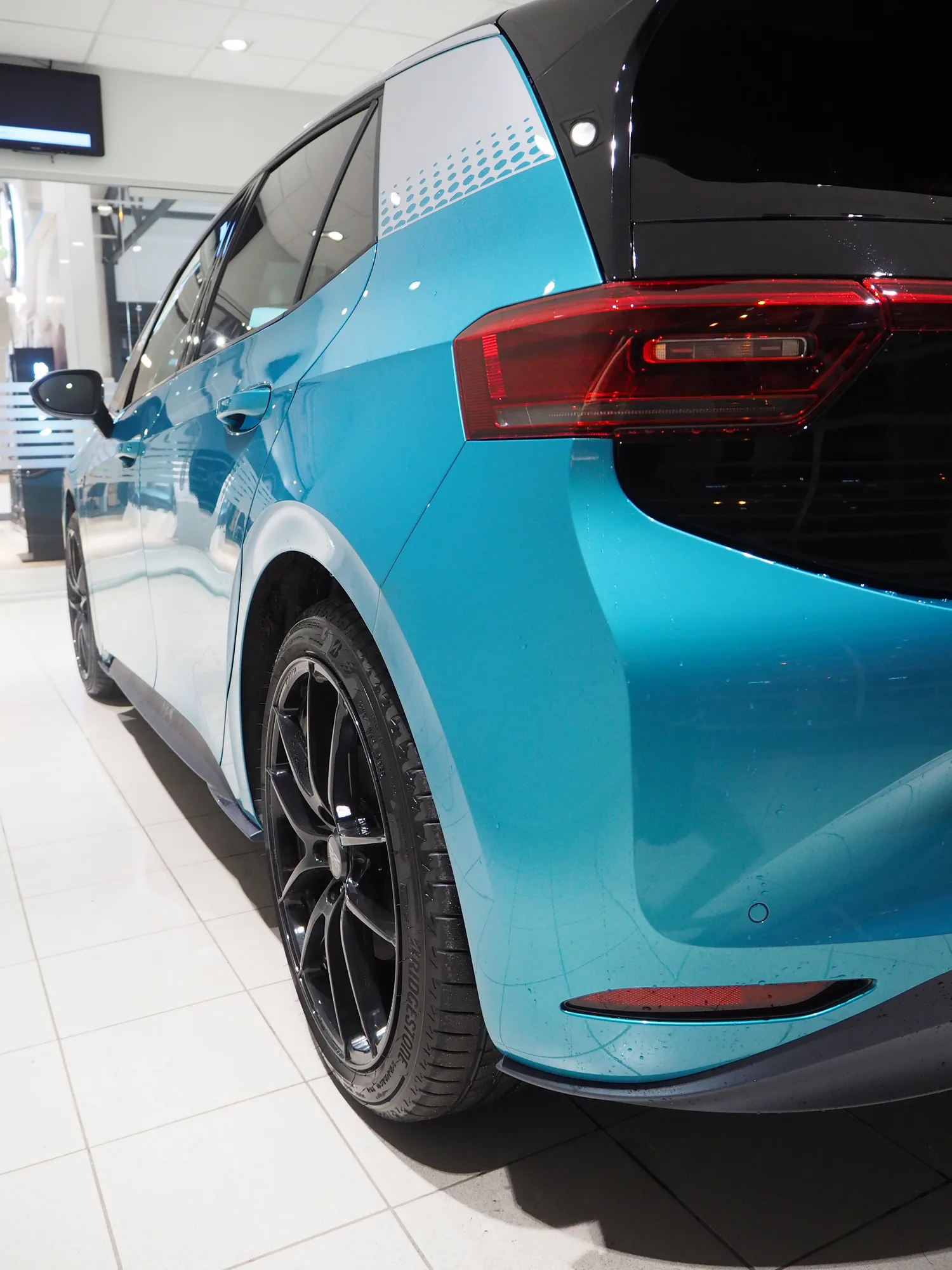 OZ Racing Leggera HLT on Volkswagen ID.3 Mk1.1, photo 7
