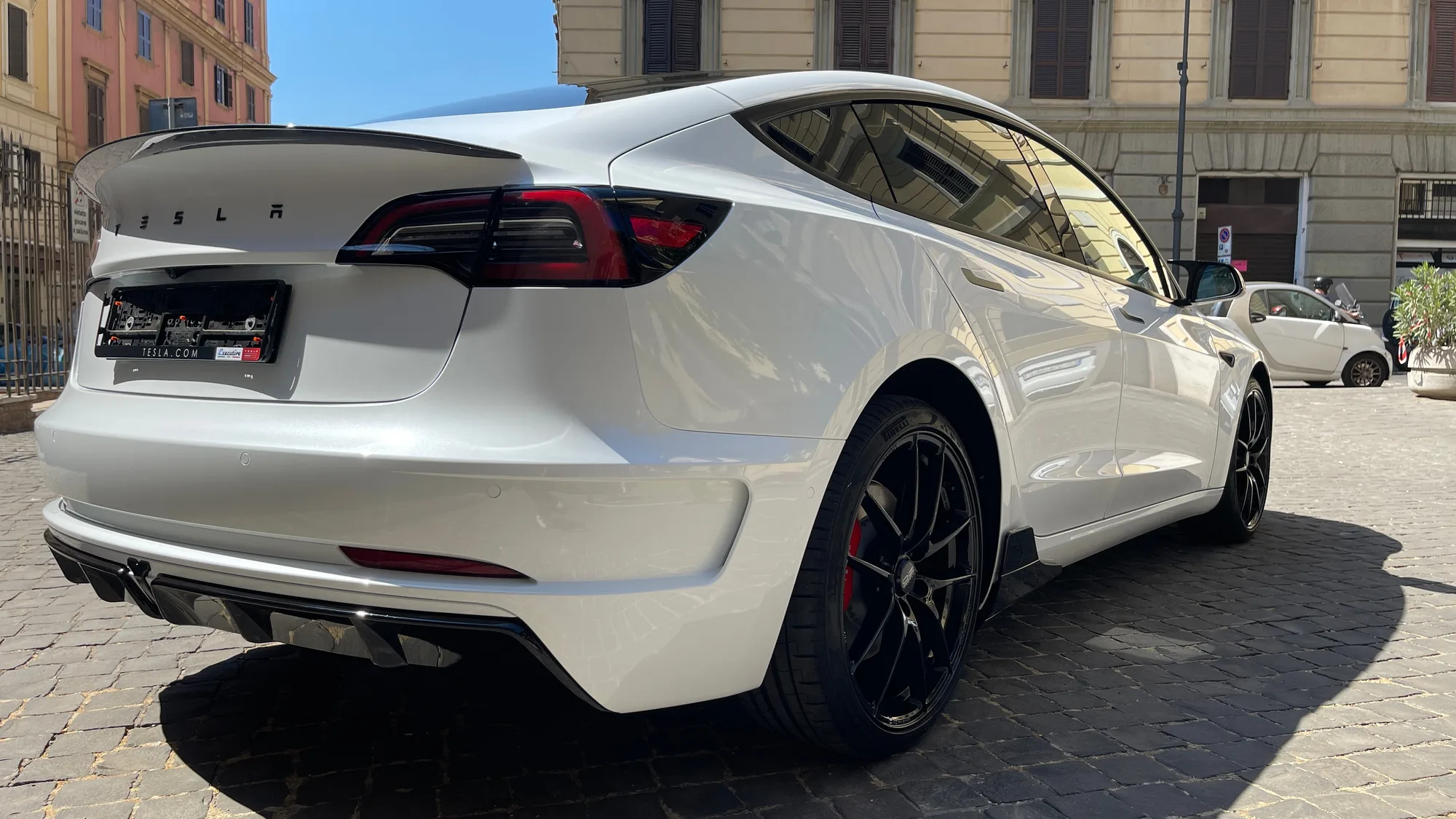 OZ Racing Leggera HLT on Tesla Model 3 Original (2017-2023), photo 5