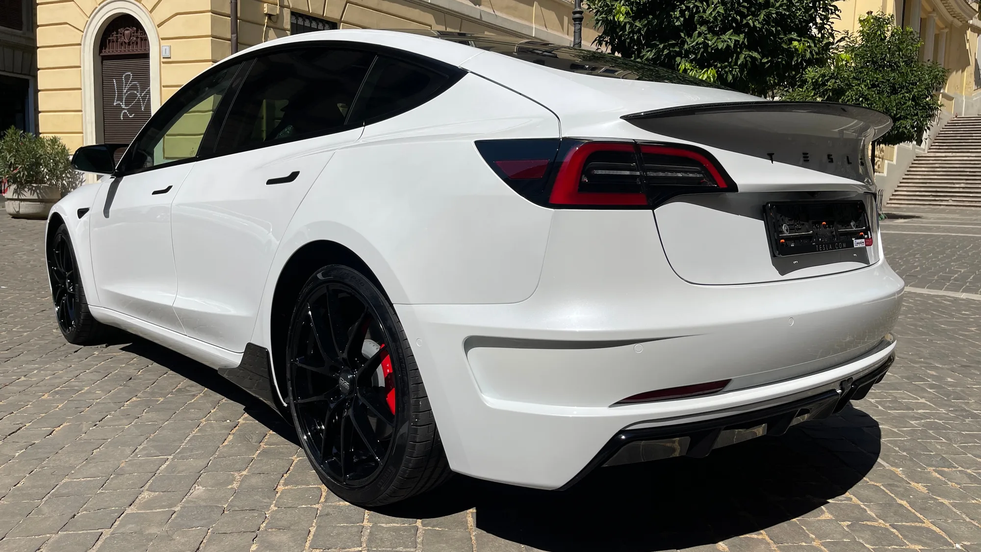 OZ Racing Leggera HLT on Tesla Model 3 Original (2017-2023), photo 7