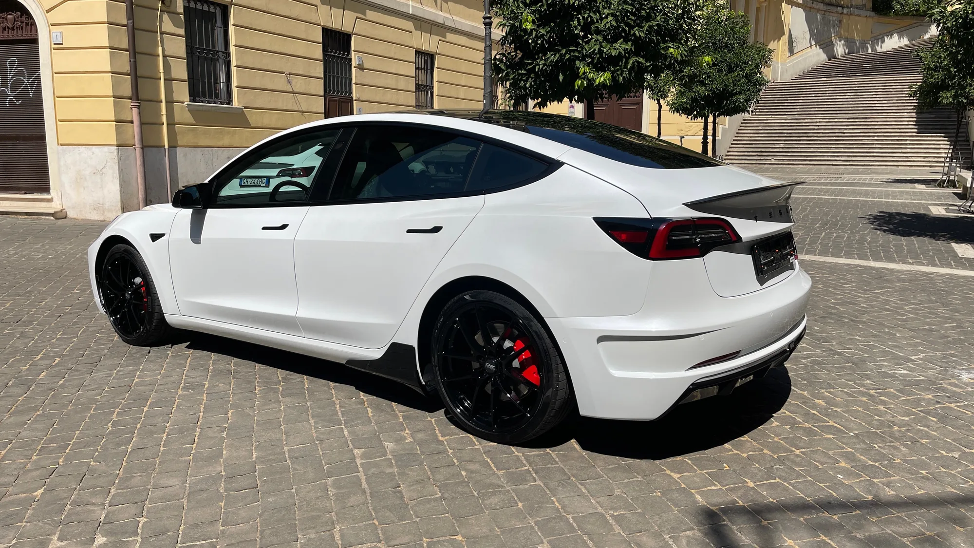 OZ Racing Leggera HLT on Tesla Model 3 Original (2017-2023), photo 12