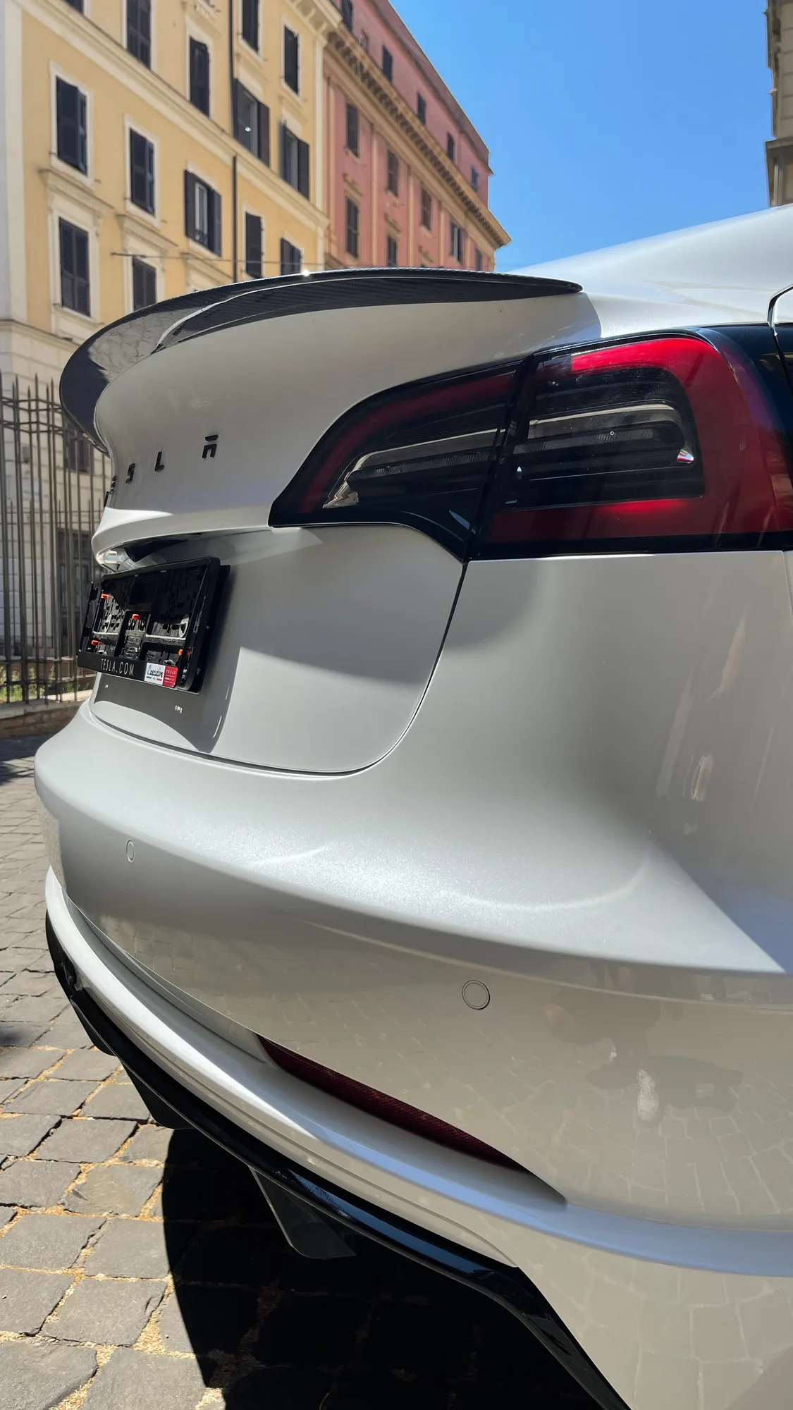 OZ Racing Leggera HLT on Tesla Model 3 Original (2017-2023), photo 2