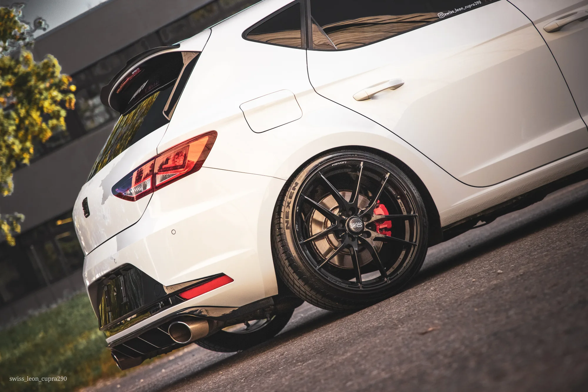OZ Racing Leggera HLT on Seat Leon Cupra 3rd gen (5F), photo 2