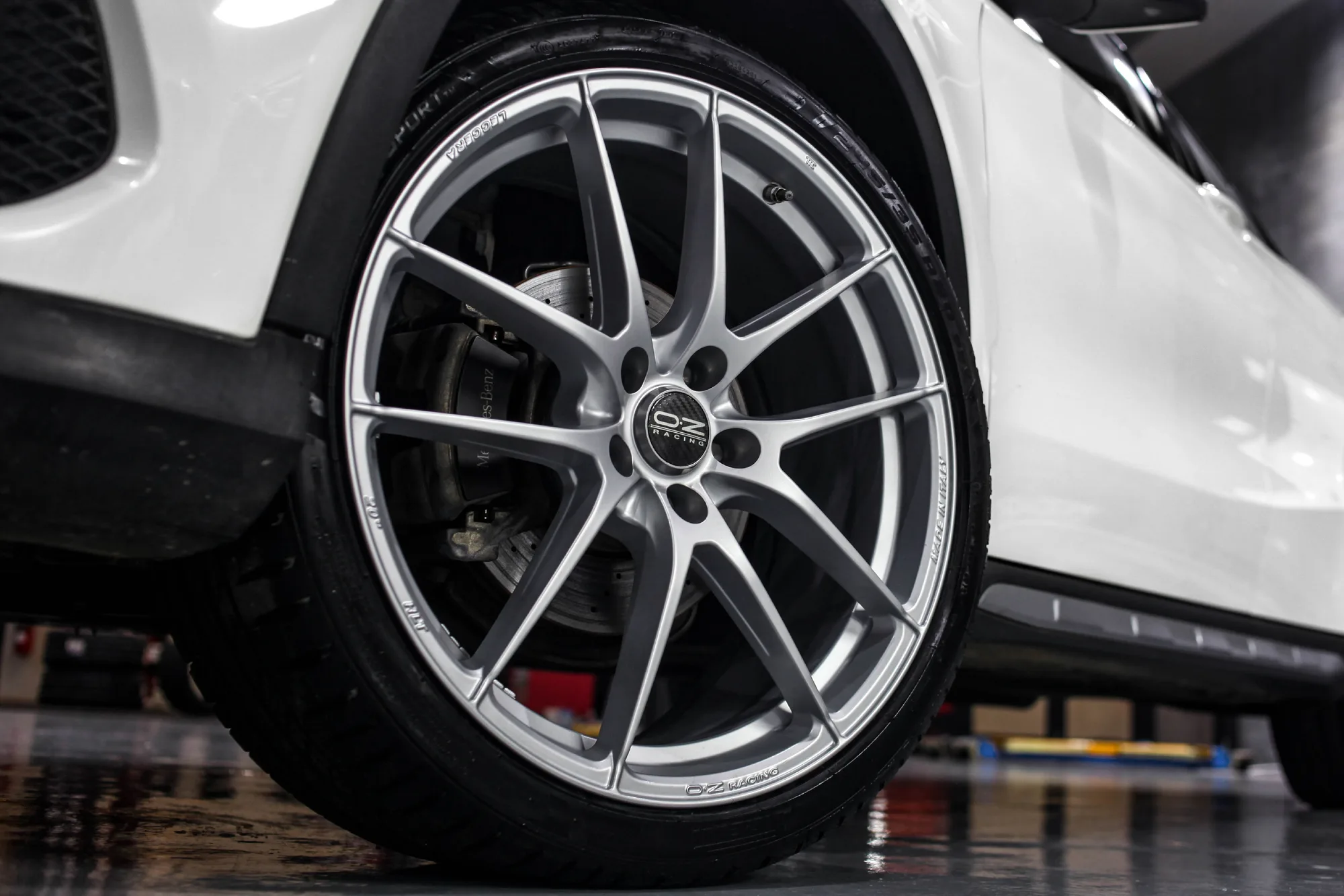 OZ Racing Leggera HLT on Mercedes-Benz GLA X156.1, photo 6