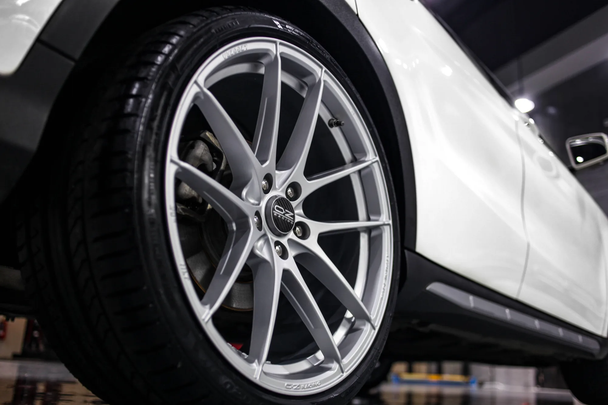 OZ Racing Leggera HLT on Mercedes-Benz GLA X156.1