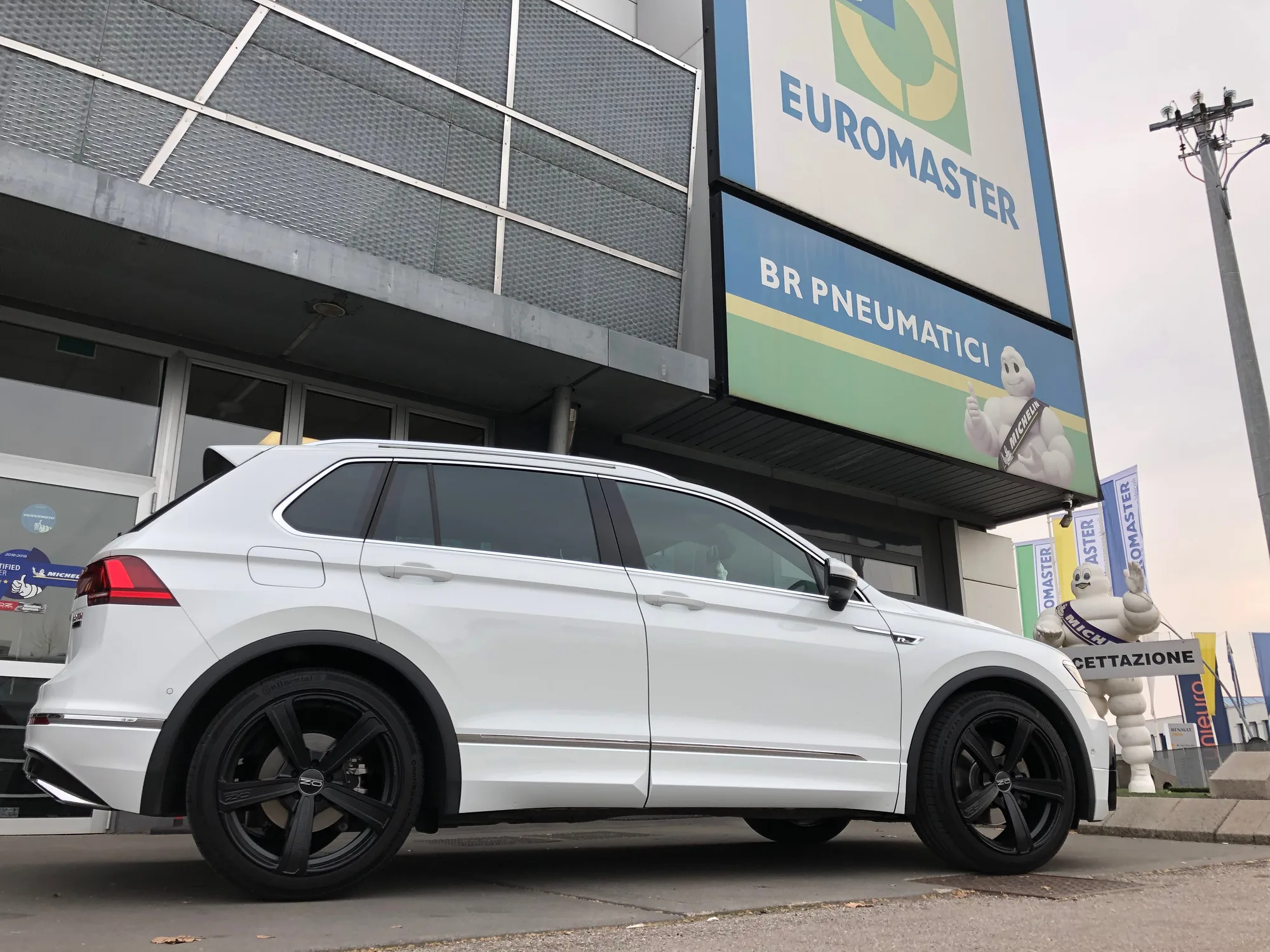 OZ Racing Montecarlo HLT on Volkswagen Tiguan 2nd gen (Typ AD1).1, photo 3