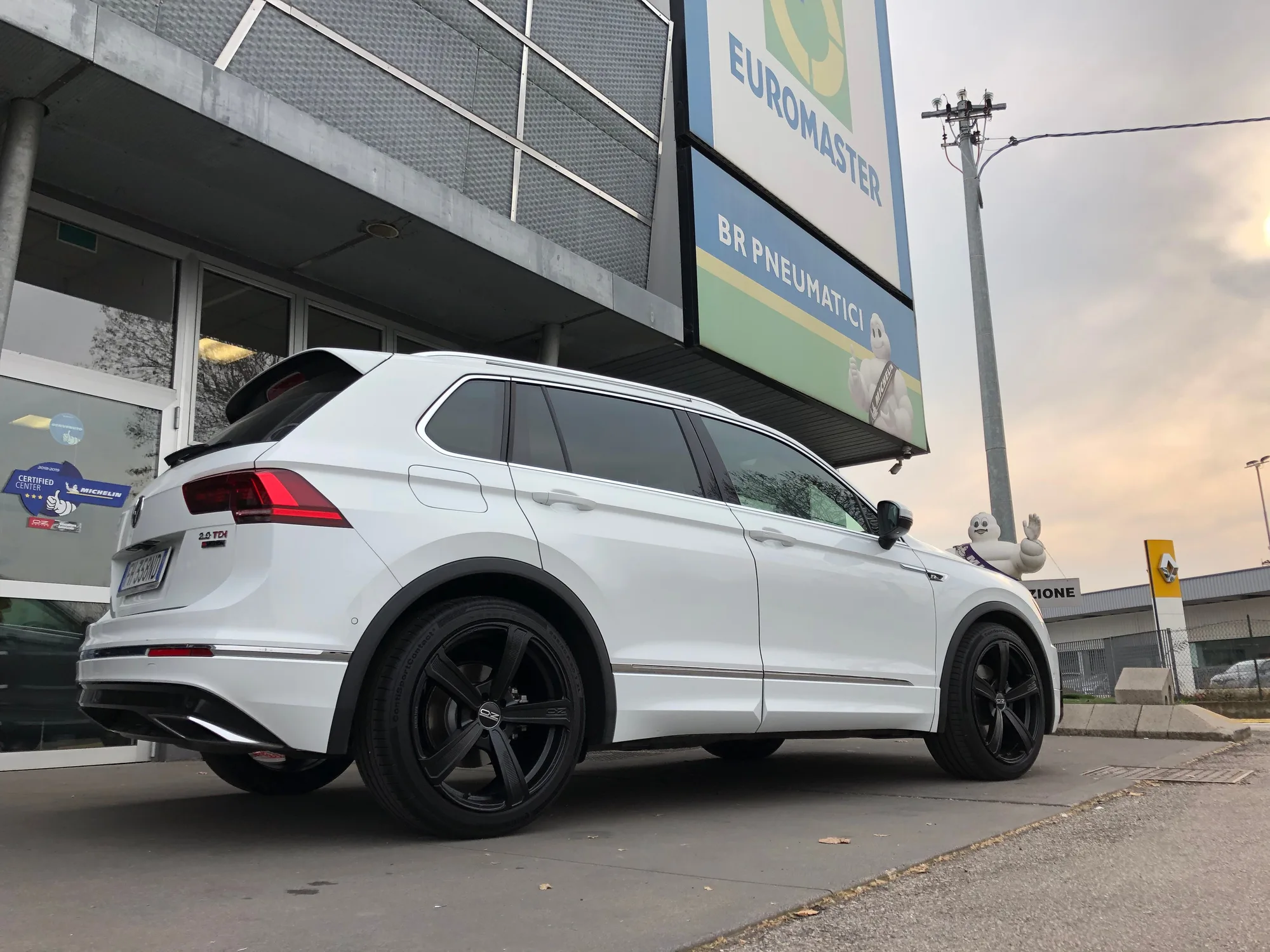 OZ Racing Montecarlo HLT on Volkswagen Tiguan 2nd gen (Typ AD1).1, photo 4