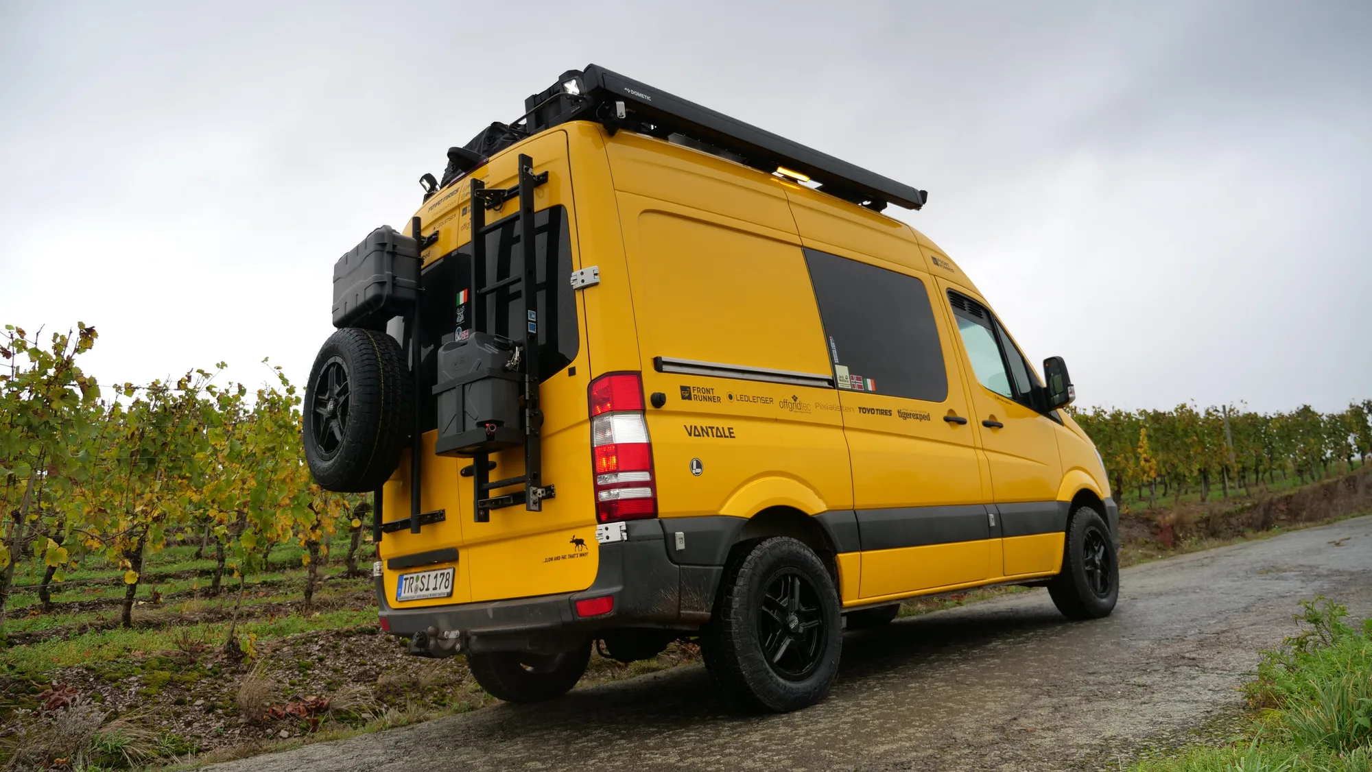 OZ Racing Rally Adventure on Mercedes-Benz Sprinter NCV3 (W906), photo 3