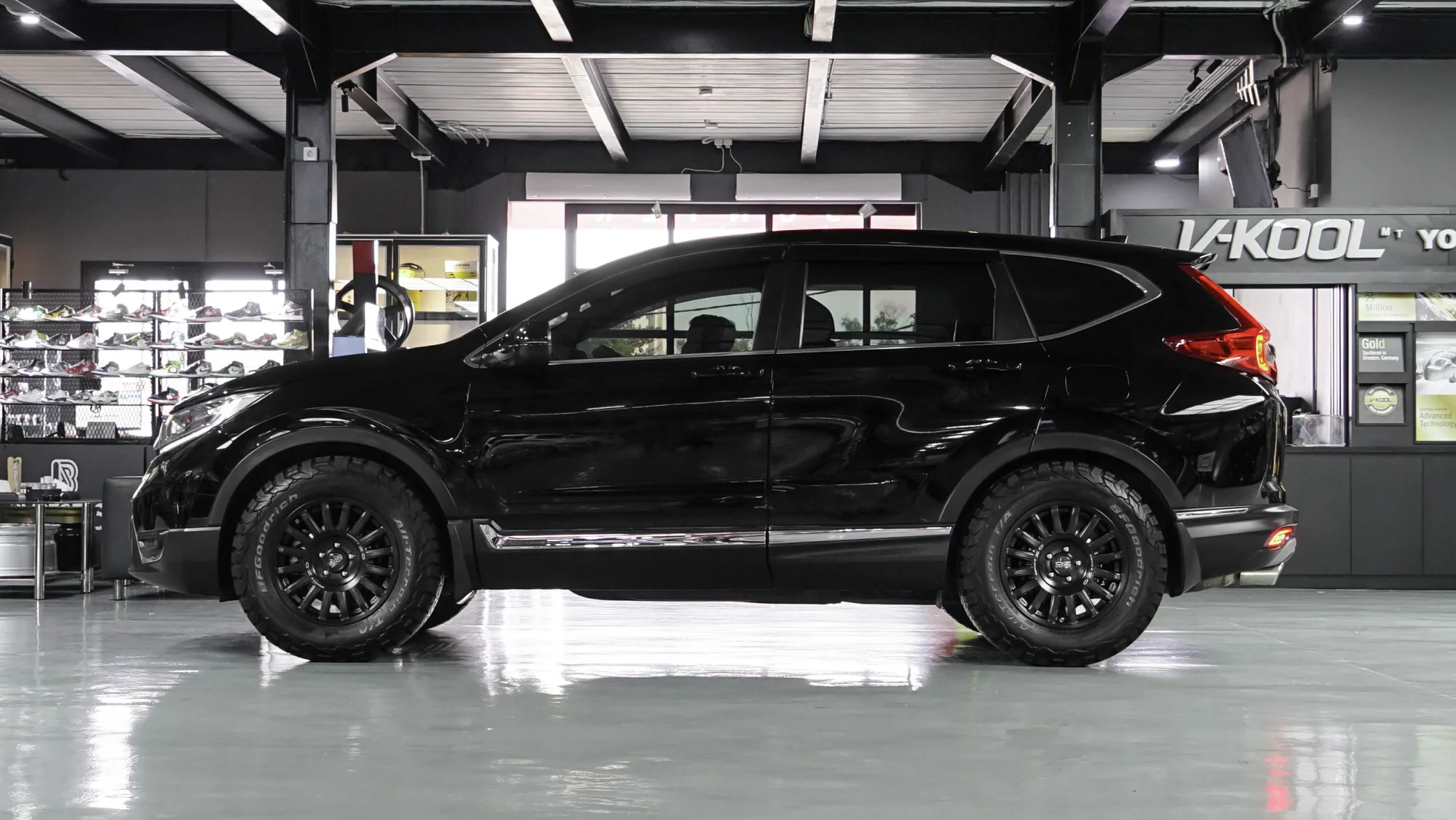 OZ Racing Rally Raid on Honda CR-V 5th gen (RW/RT), photo 4