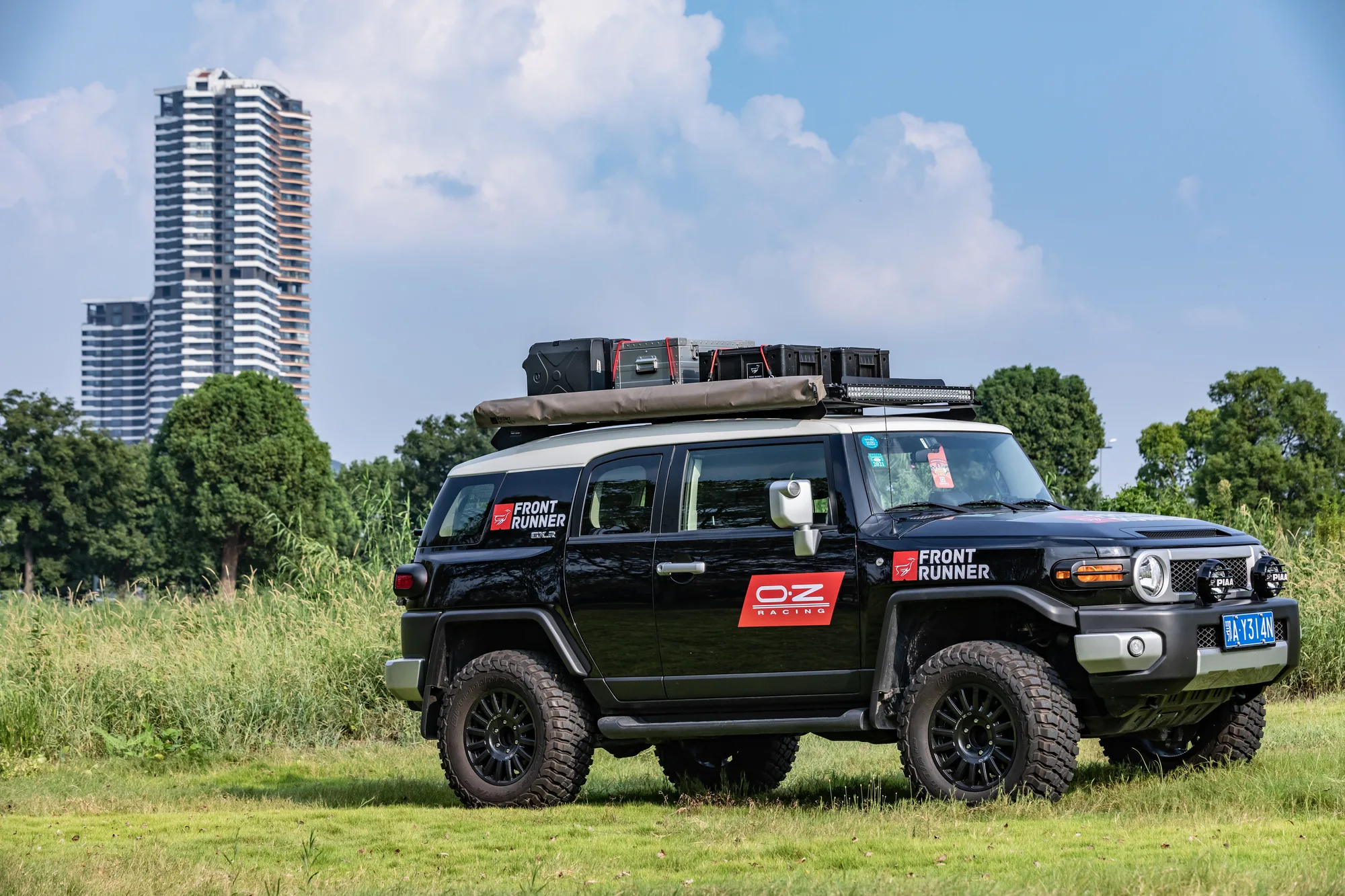 OZ Racing Rally Raid on Toyota FJ Cruiser GSJ15, photo 4
