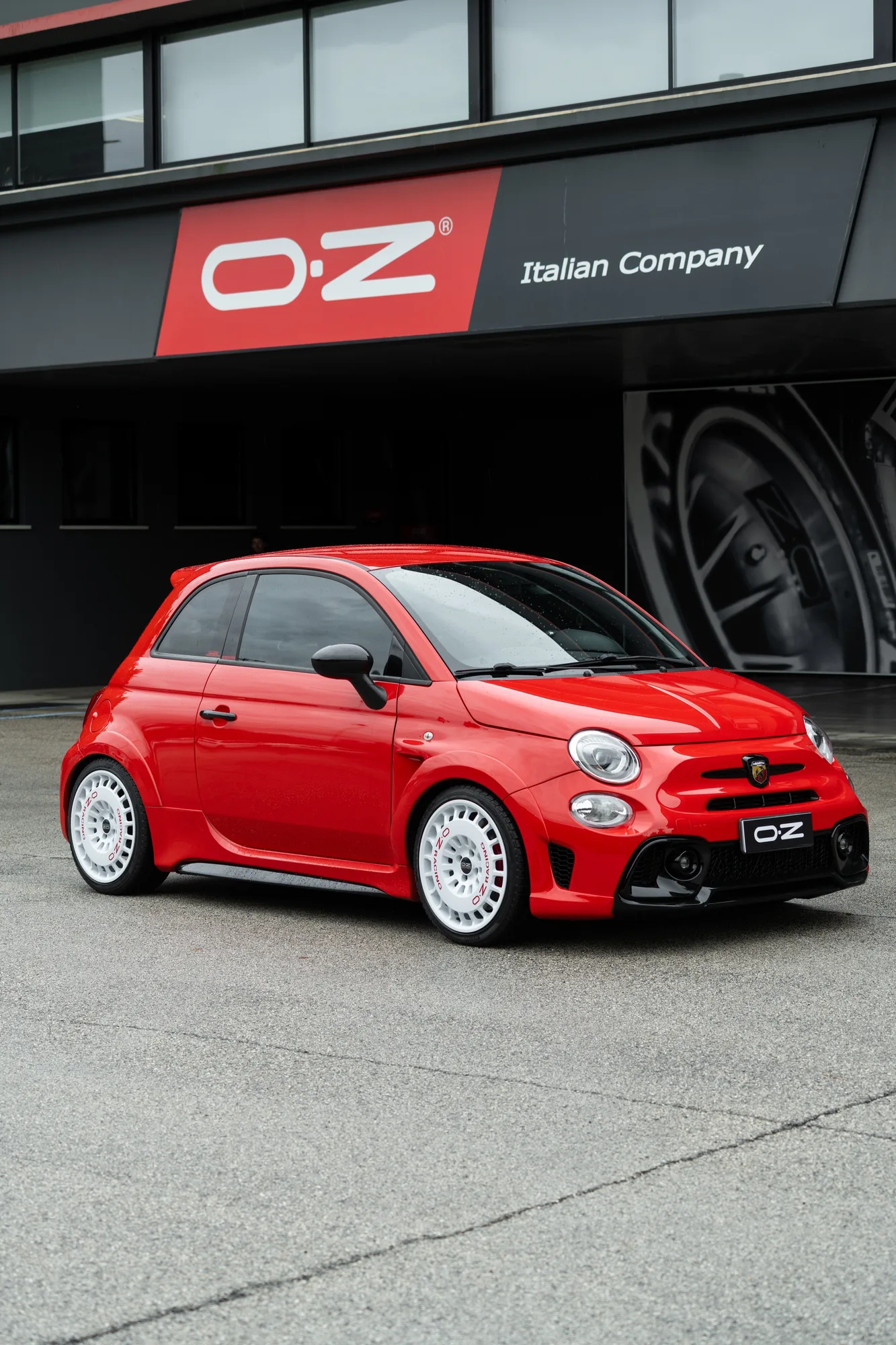 OZ Racing RR40 on Abarth 595 312 (2016-2023), photo 12