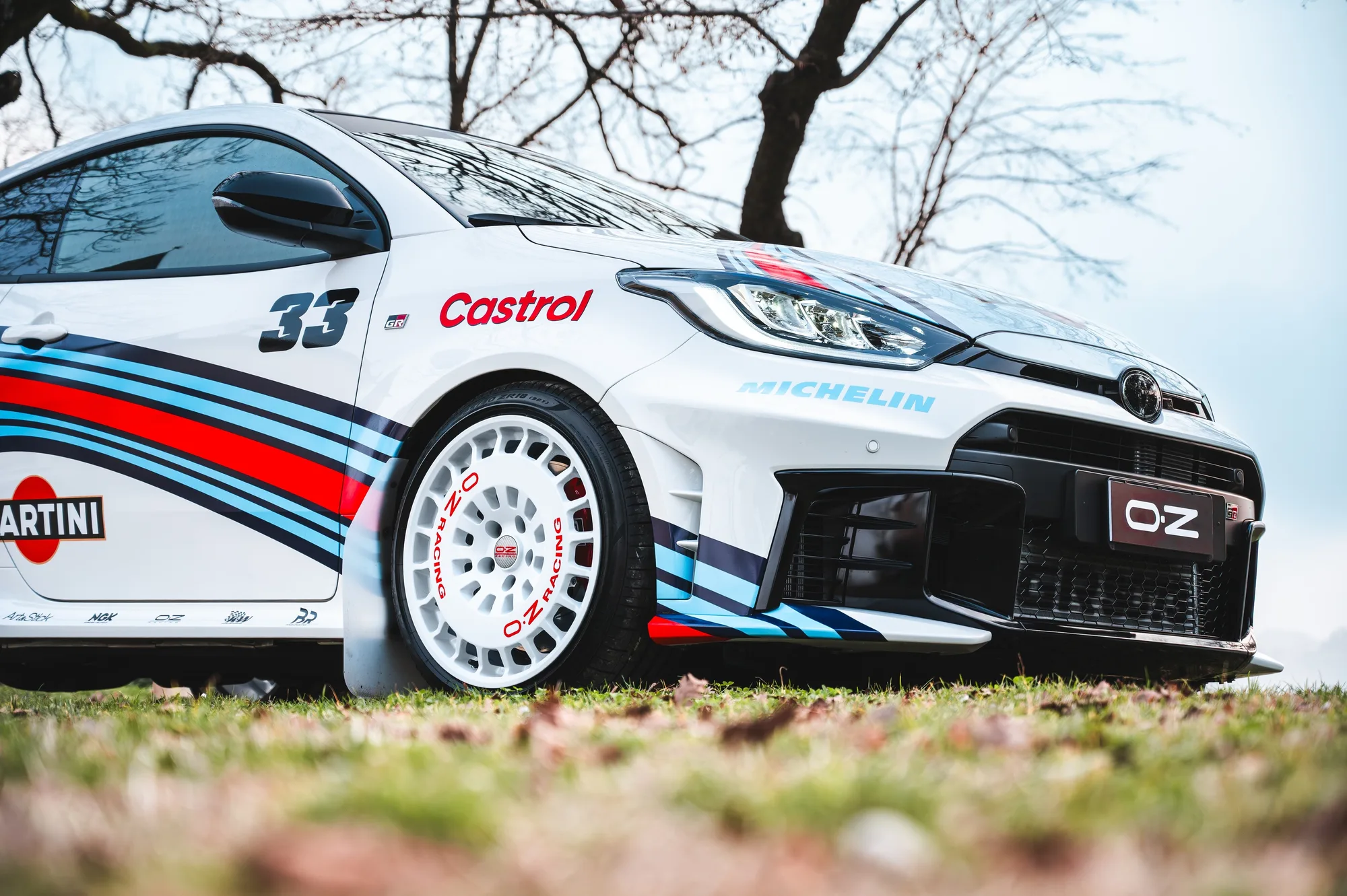 OZ Racing RR40 on Toyota GR Yaris GXPA16.1