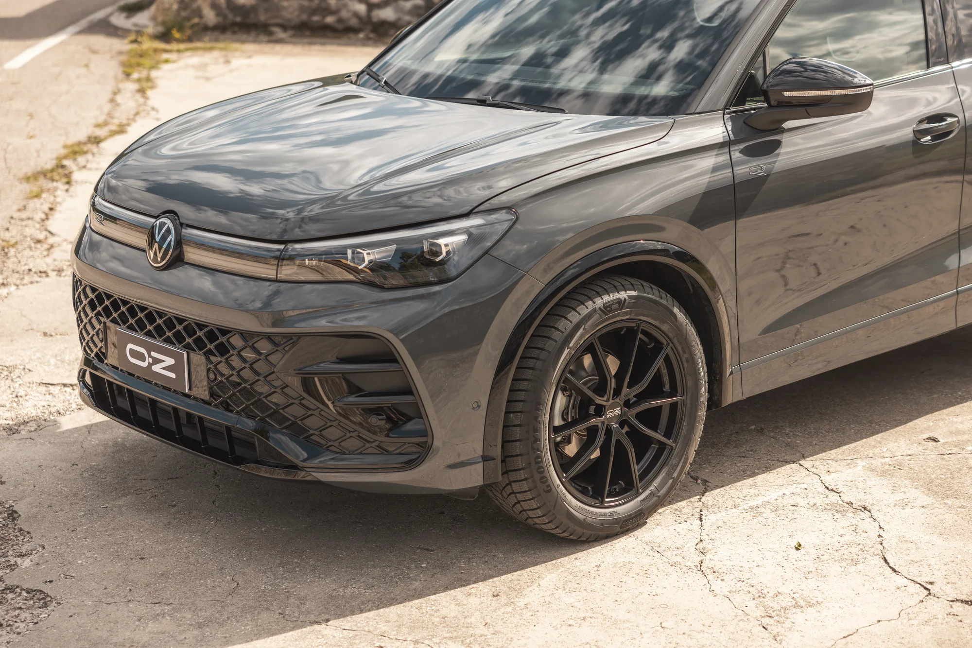 OZ Racing Super Sport on Volkswagen Tiguan 3rd gen (Typ CT1), photo 2